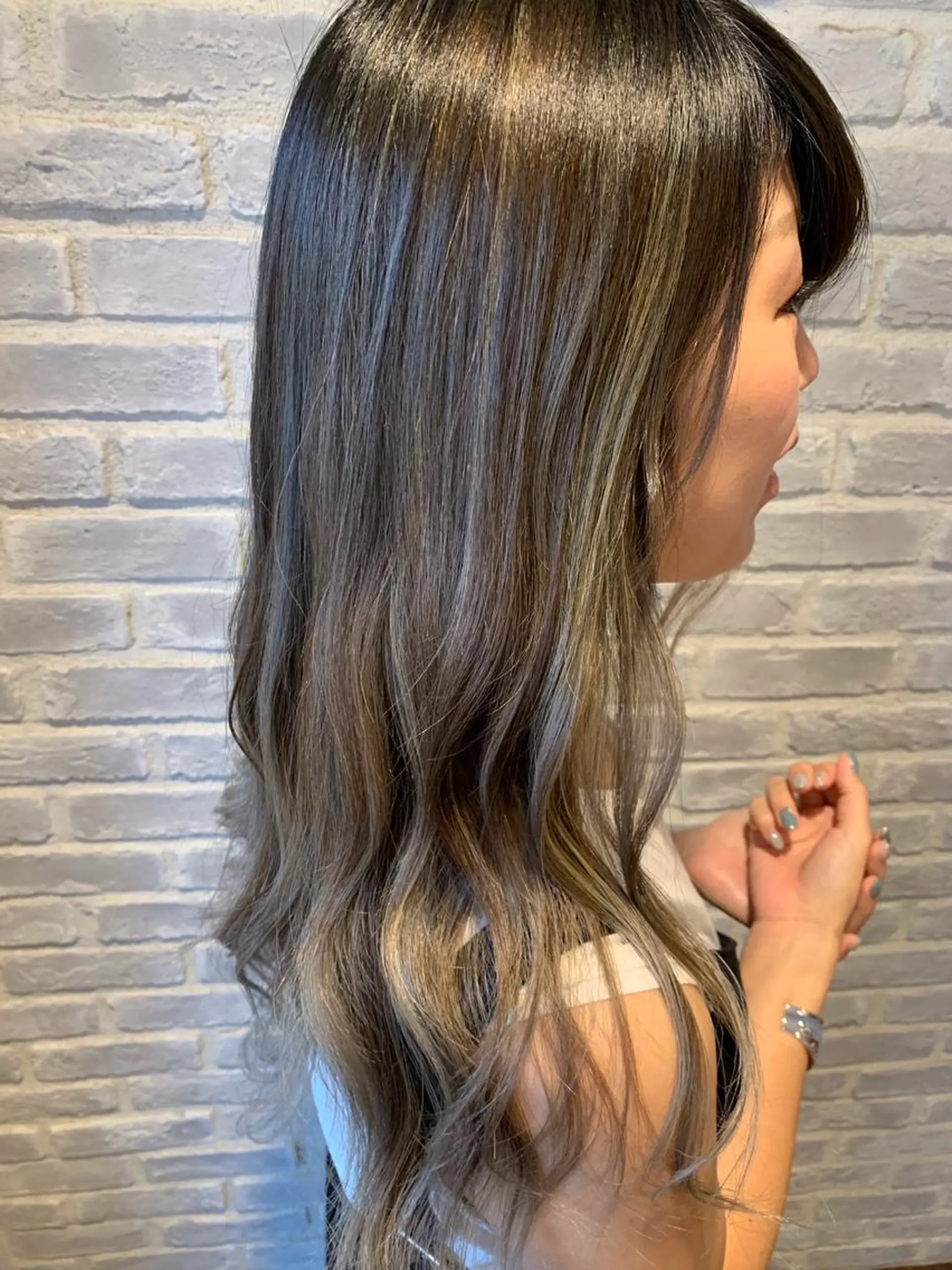 セミロング カラー ヘアアレンジ la fith所属・rico_by ヘアとアイブロウのヘアスタイル