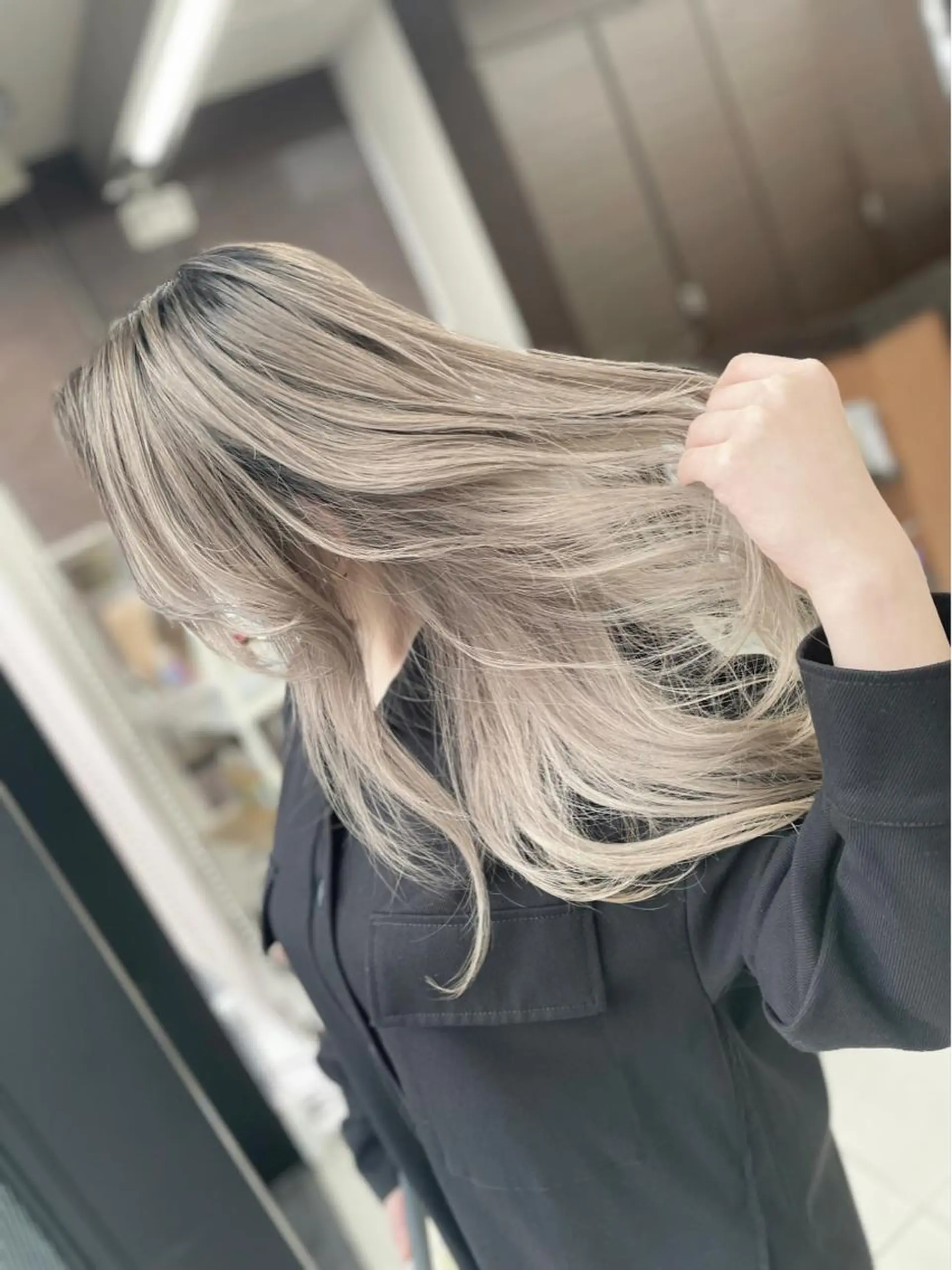 セミロング カラー 外国人風カラー BOOTH share saron所属・今井 勝也のヘアスタイル