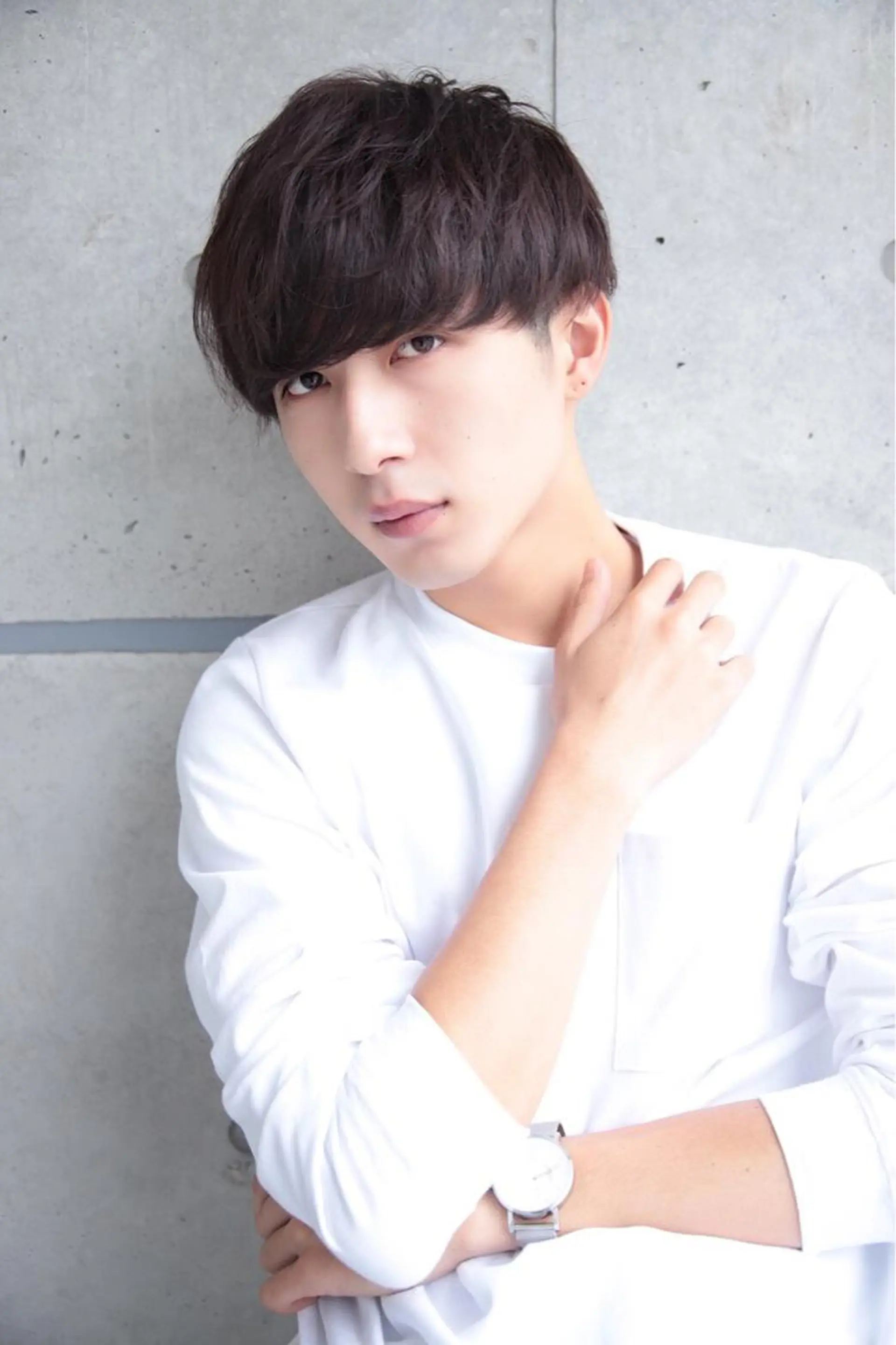 ショート パーマ メンズ ヘアカラー トリートメント ヘアセット ベージュグレージュ 💕しゅーじ💕のヘアスタイル