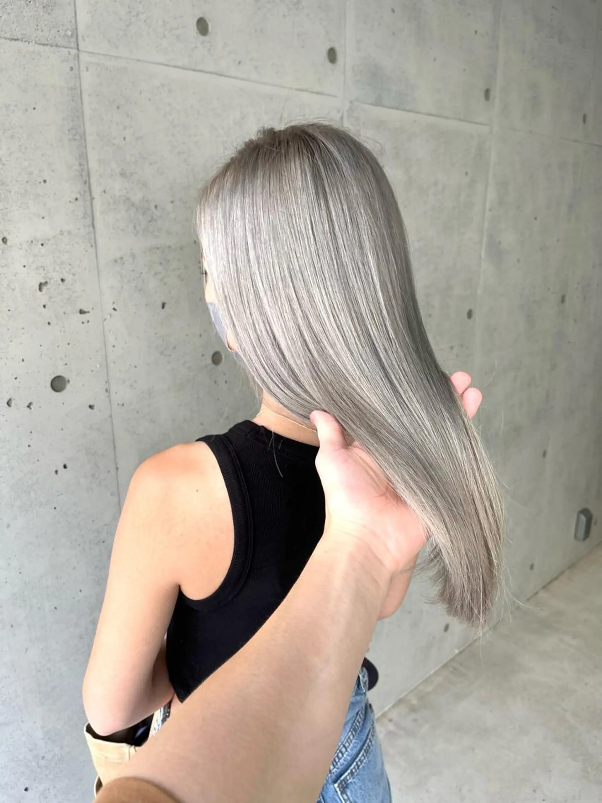 セミロング カラー シルバー ヘアカラー トリートメント ハイライト/ショート /ボブ/RYOHEIのヘアスタイル