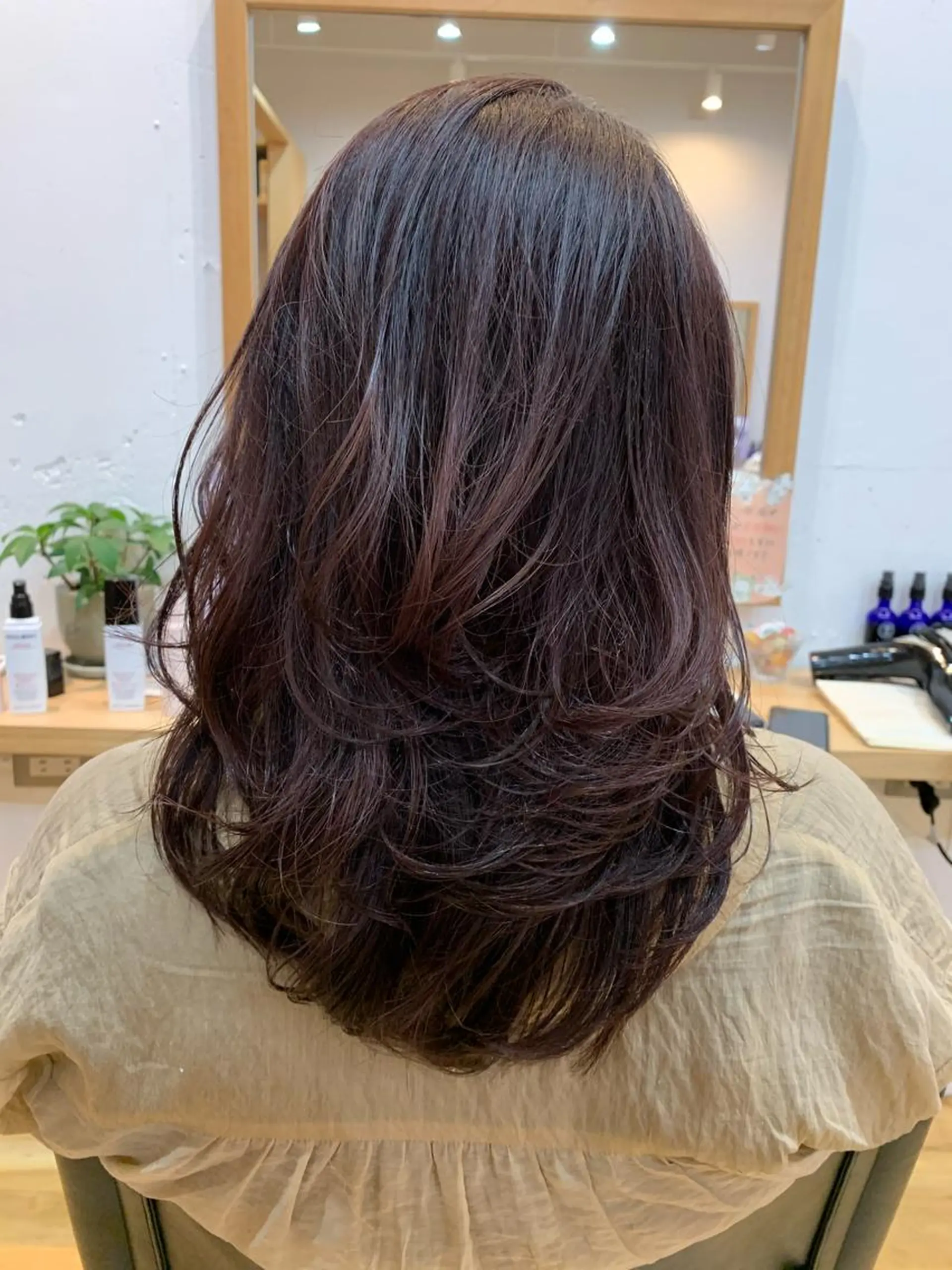 ロング カラー カット 大井 奈那のヘアスタイル