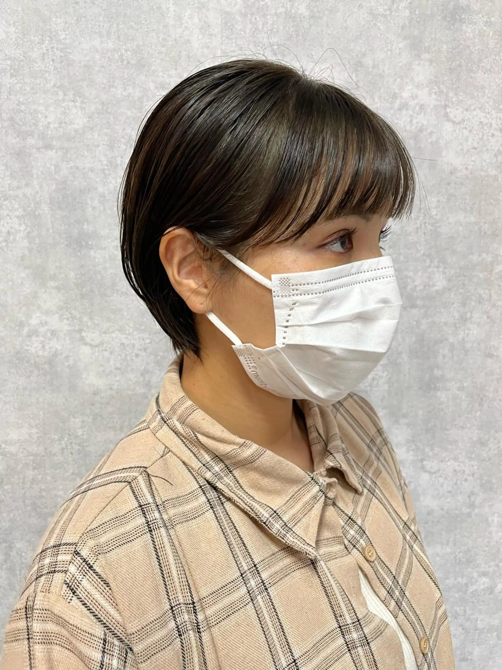 ショート 切りっぱなしボブ ショートボブ ハンサムショート 丸みショート アッシュ C’LD hair produce /シールドヘア所属・モテ髪/ボブ/ショー ト/アダチフウトのヘアスタイル