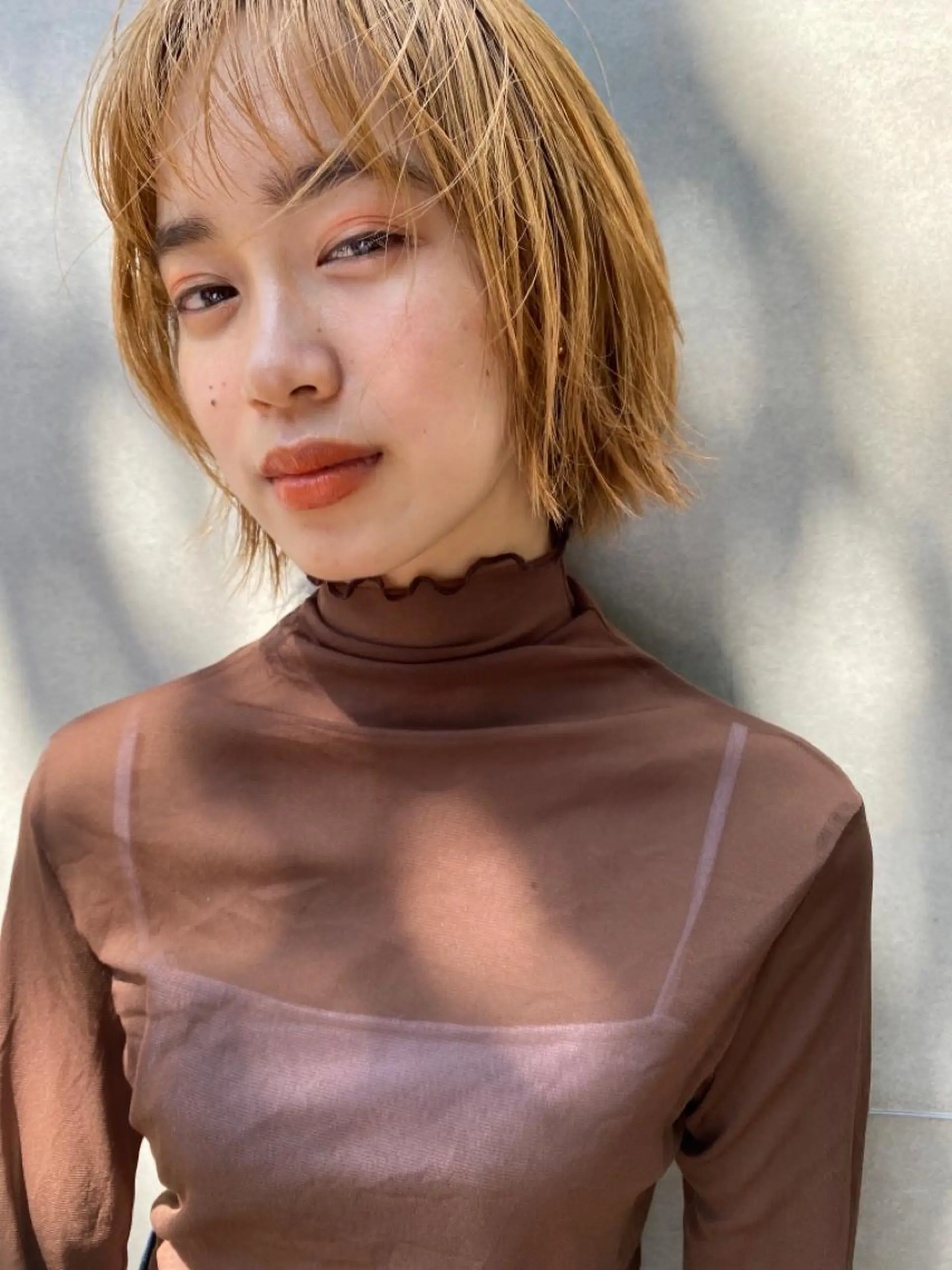 ショート カラー パーマ ヘアアレンジ レイヤー/ 透明感カラー/マドカのヘアスタイル