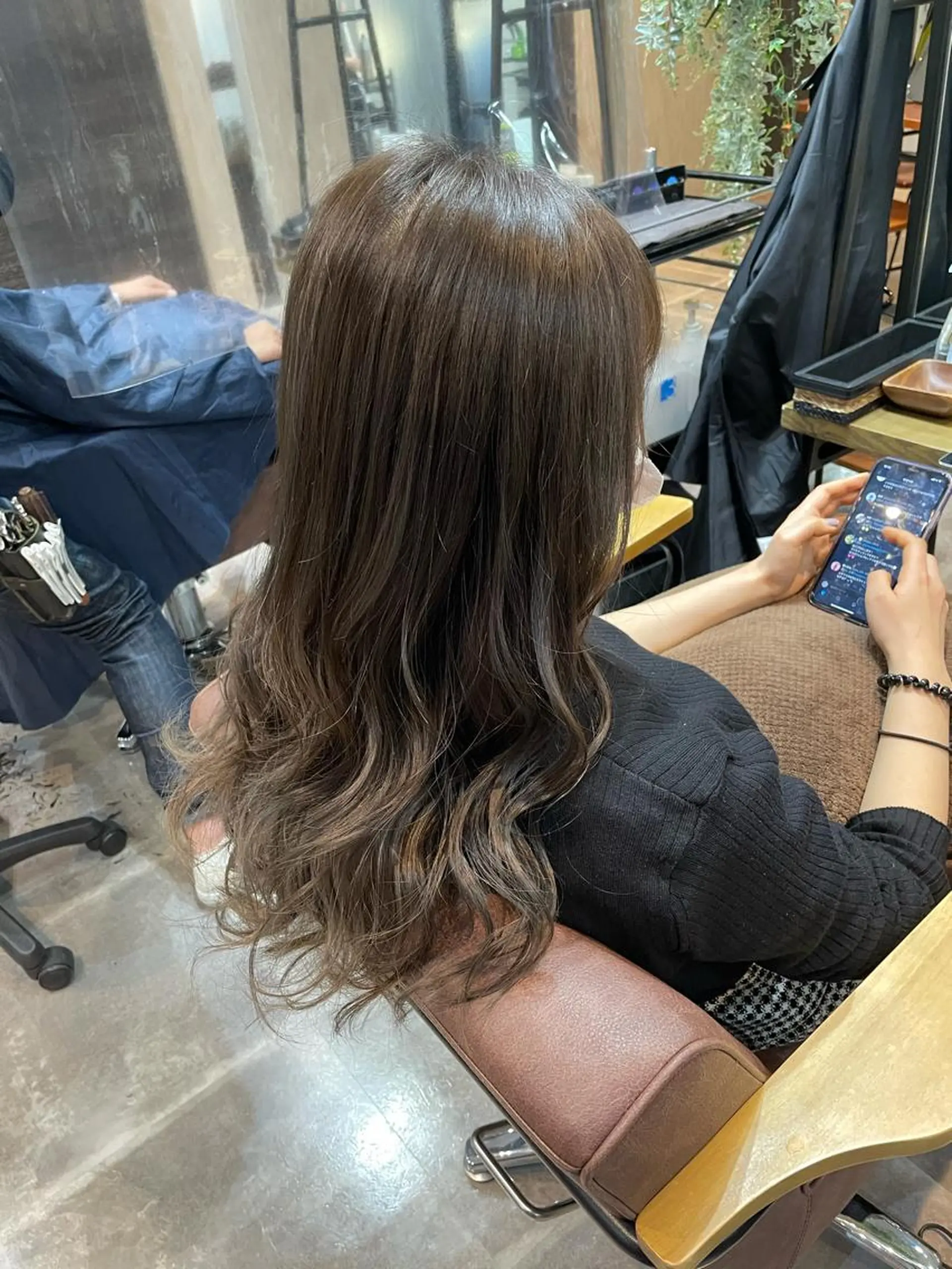 ロング カラー トリートメント カット ヘアカラー トリートメント newiGRANDE 🌈萩原聖也のヘアスタイル