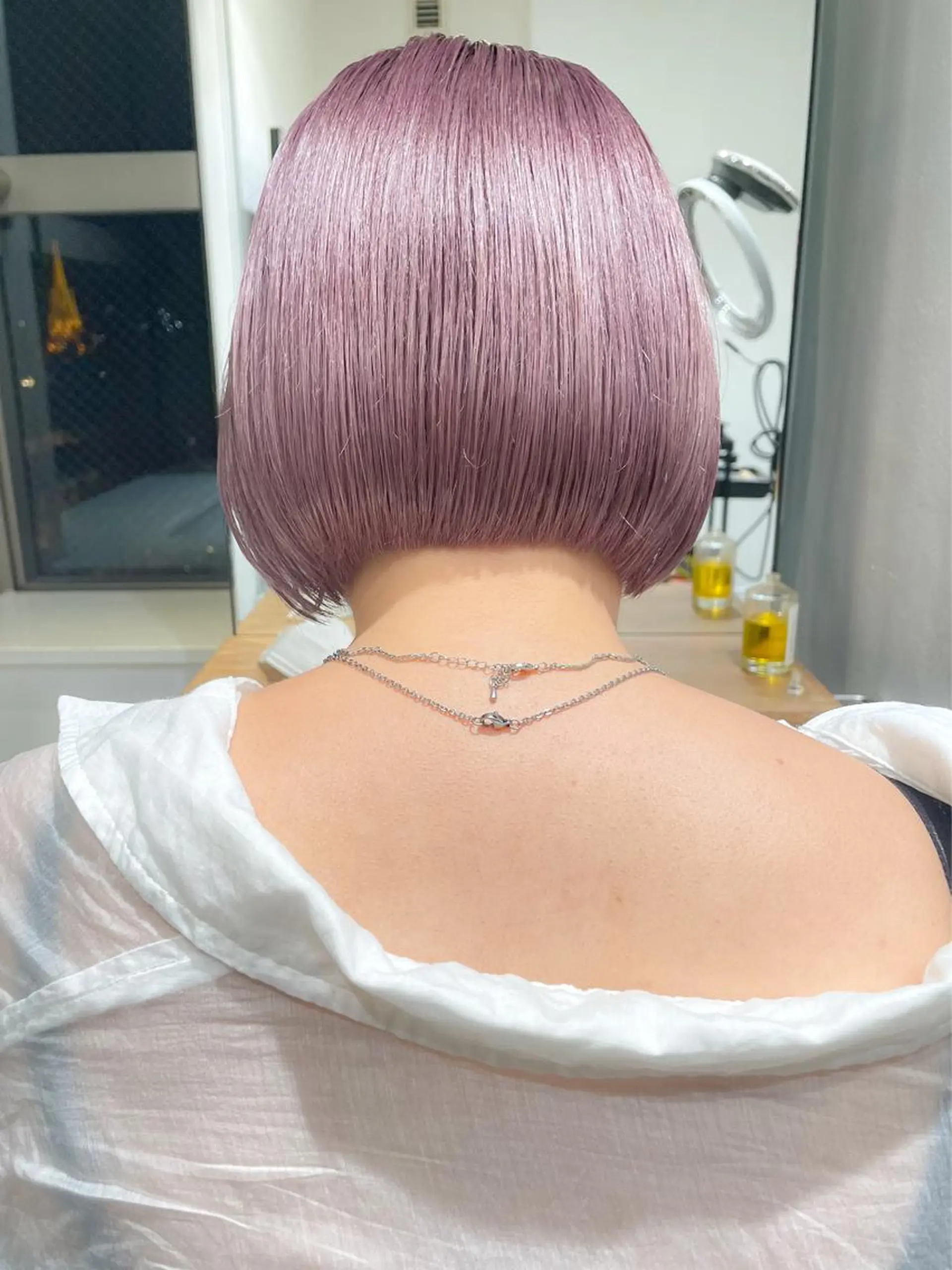 ショート カラー ブリーチ ケアブリーチ ピンクカラー カット ヘアカラー トリートメント Loom.所属・村上雅人 ナチュラルモードのヘアスタイル