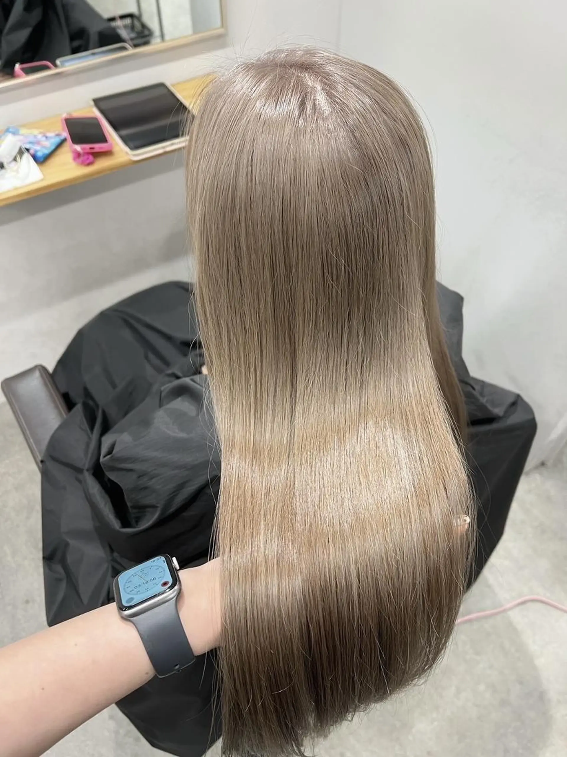 セミロング カラー ブリーチ ダブルカラー ヘアカラー トリートメント ✨【公式】 juhl.横浜✨のヘアスタイル