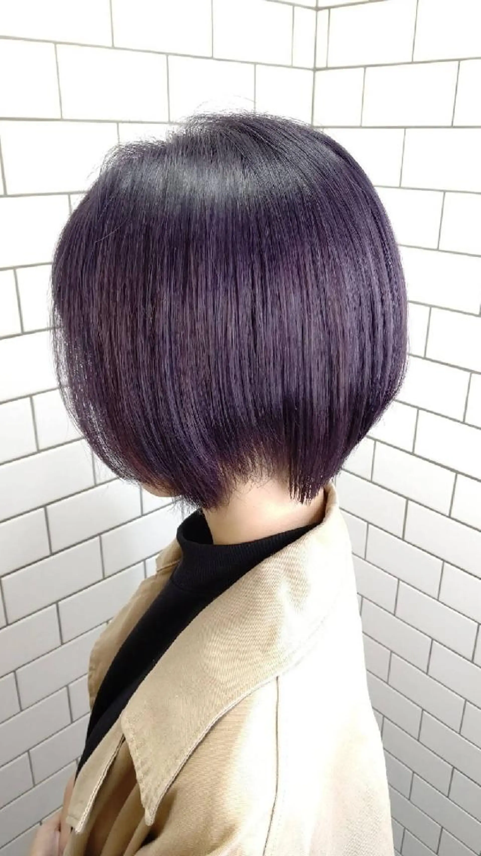 ショート カラー LUXBE GALLERY なんば駅前店所属・ラックスビーギャラリ ー AKICOのヘアスタイル