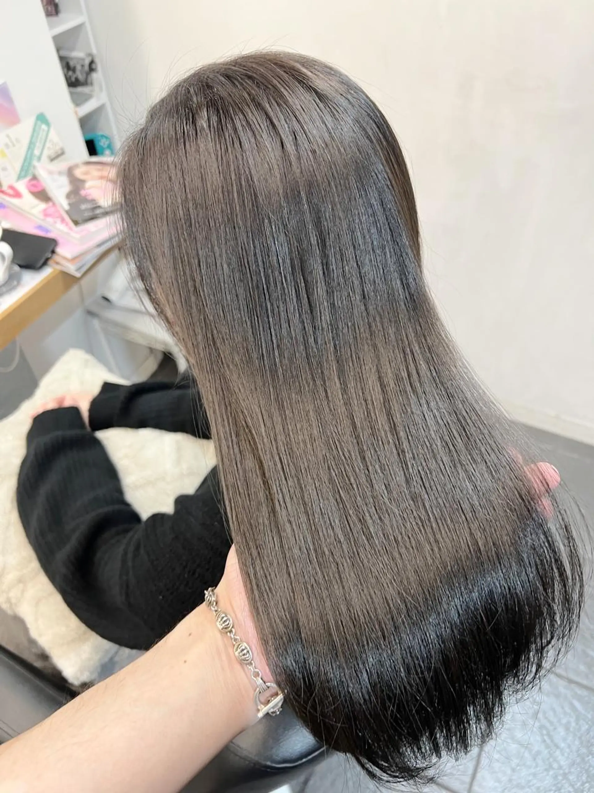 カラー グレージュ ヘアカラー トリートメント ヘッドスパ トップスタイリスト Yamato.hのヘアスタイル