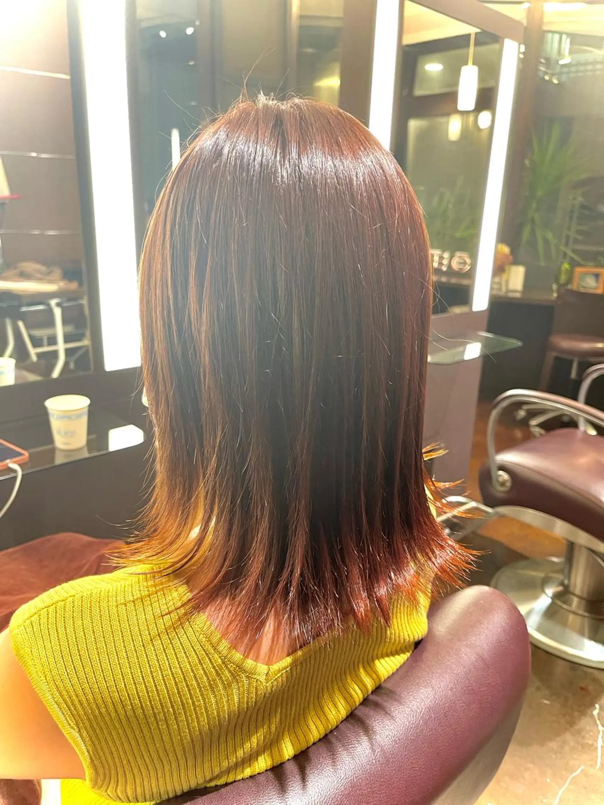 ミディアム カラー TIECHEL所属・吉田 優里のヘアスタイル