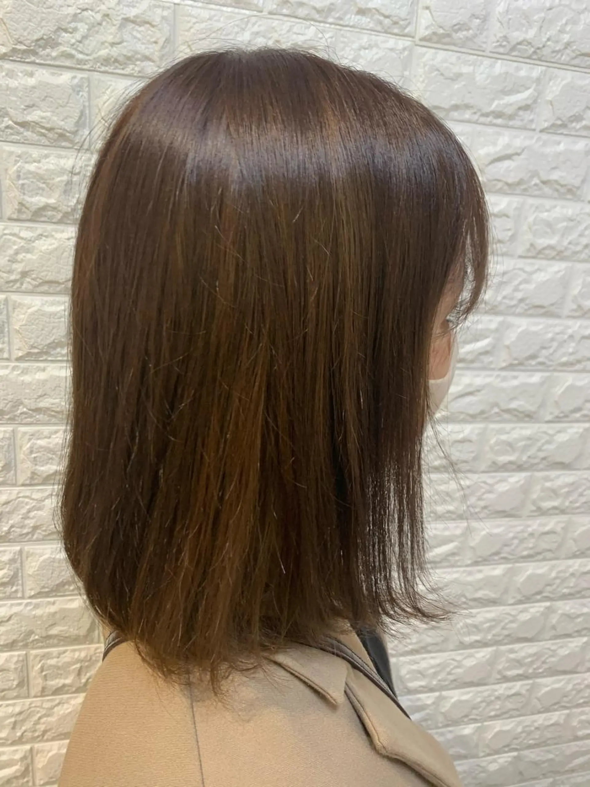 ミディアム カラー 福森 みずきのヘアスタイル