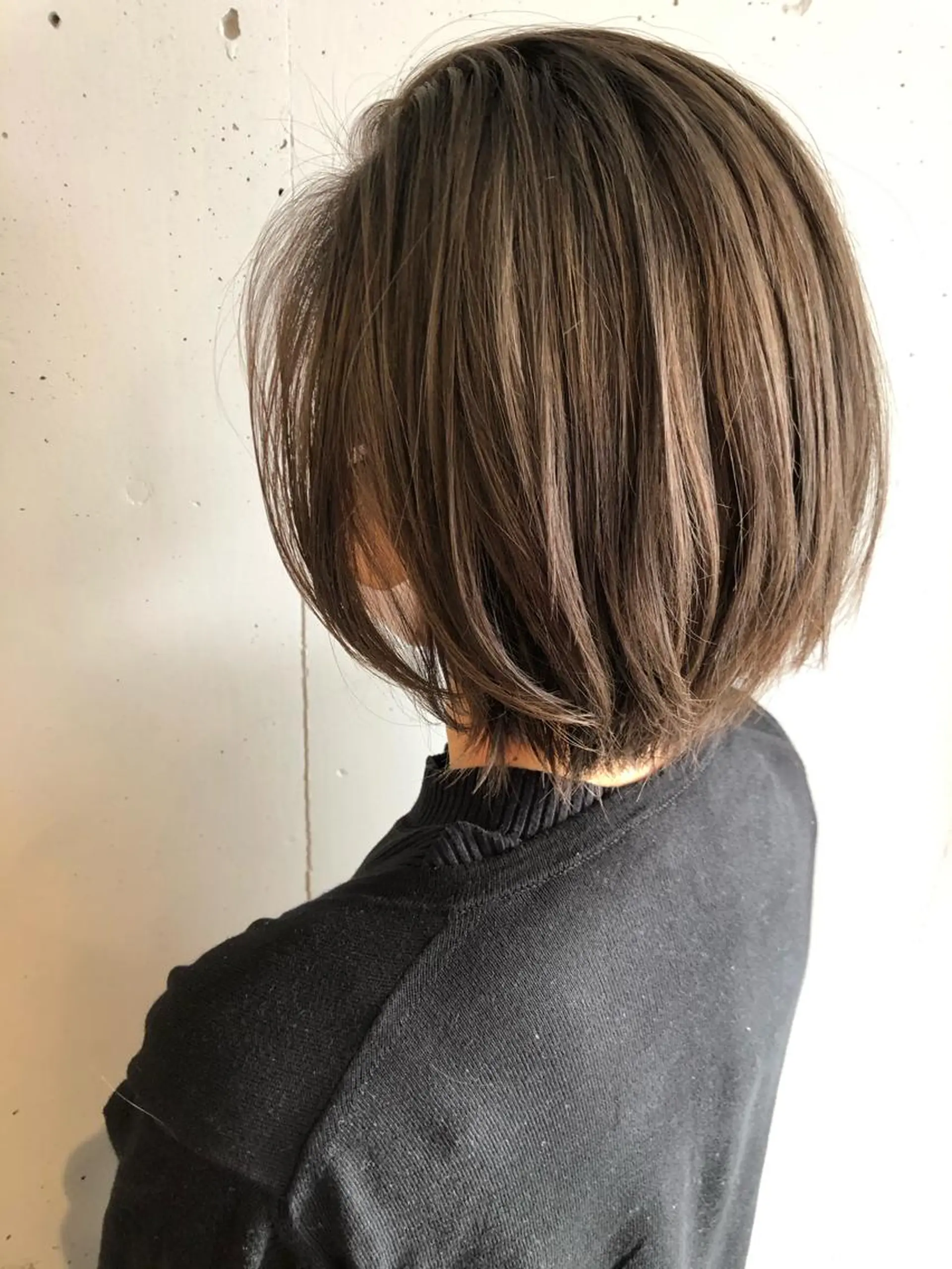 ミディアム カラー ZOA classic hair所属・東 みのりのヘアスタイル