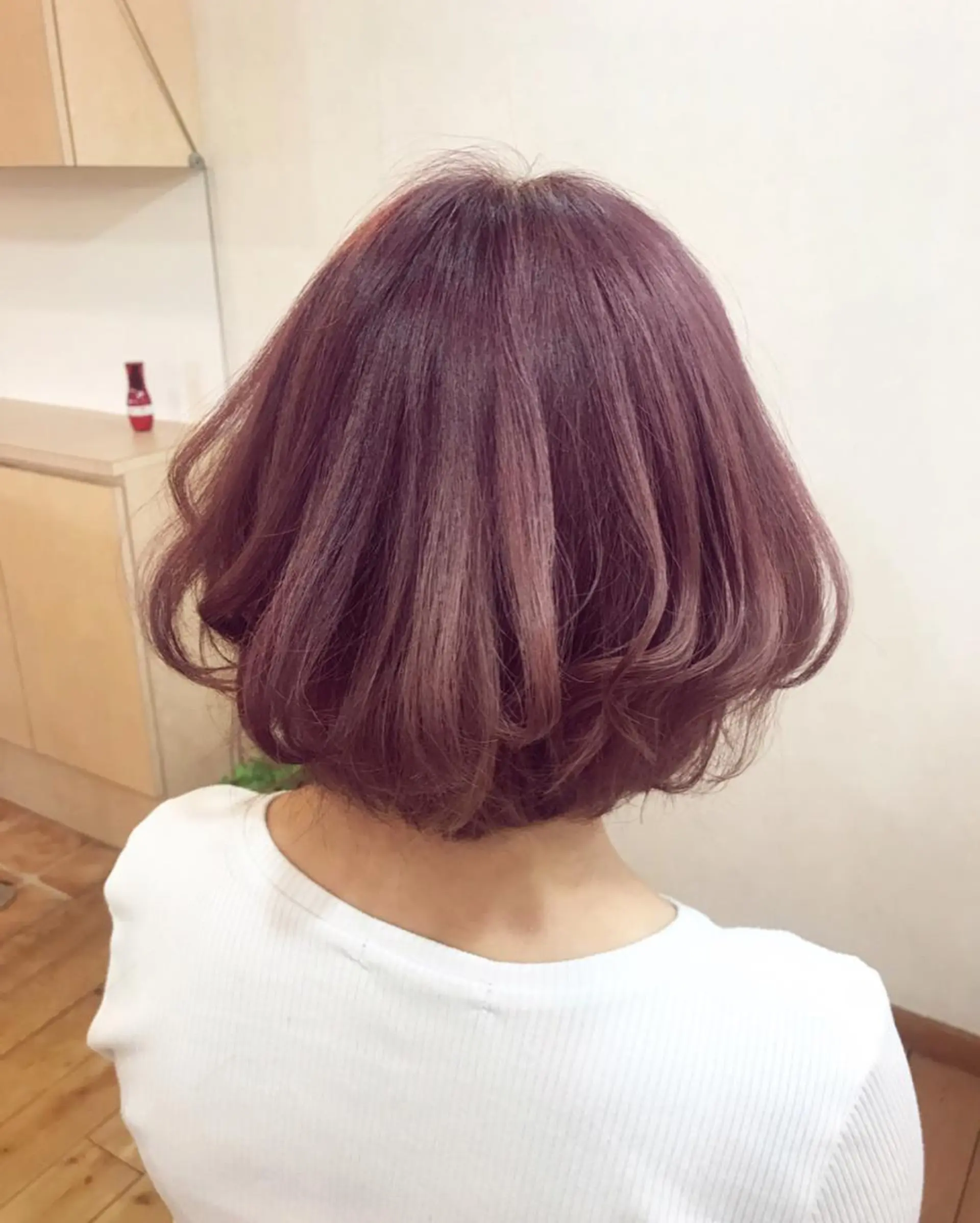 ミディアム カラー ブリーチ ケアブリーチ ラベンダーカラー ラベンダーピンク ピンクカラー カット ヘアカラー トリートメント 荒木 ひろかのヘアスタイル