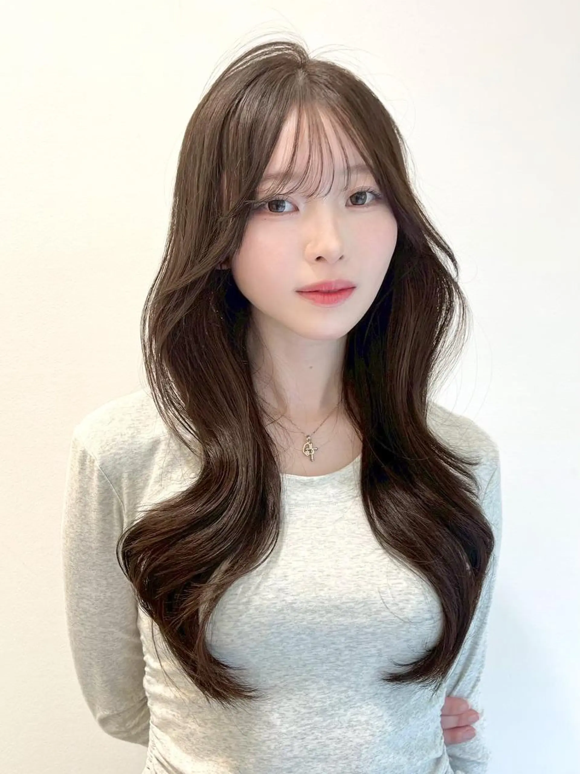 ロング カラー 透ける淡色🏹ベージ ュ🤎BABY上野のヘアスタイル