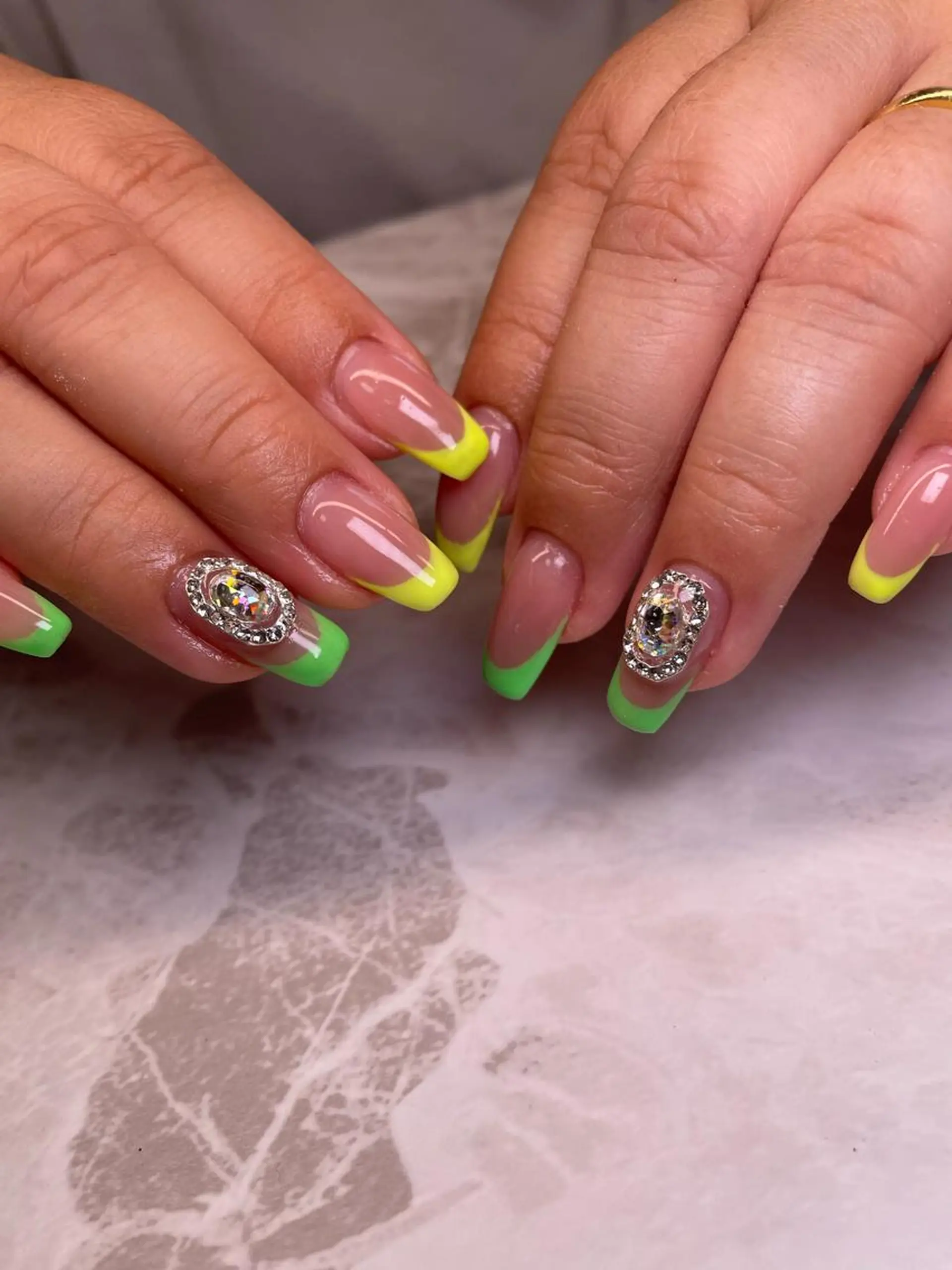 ネイル ハンドネイル YOUTH nails waxing所属・YOUTH natsumiのネイルデザイン
