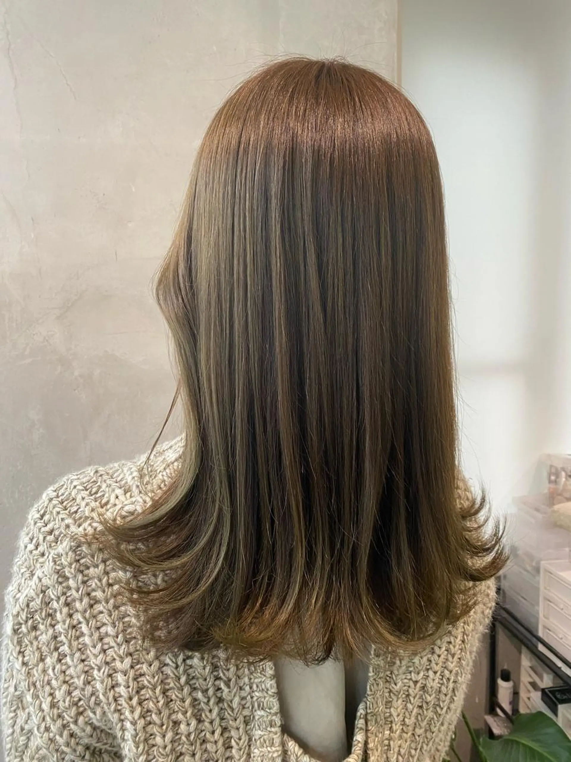 セミロング カラー Marin🔖 /学生人気No. 1のヘアスタイル