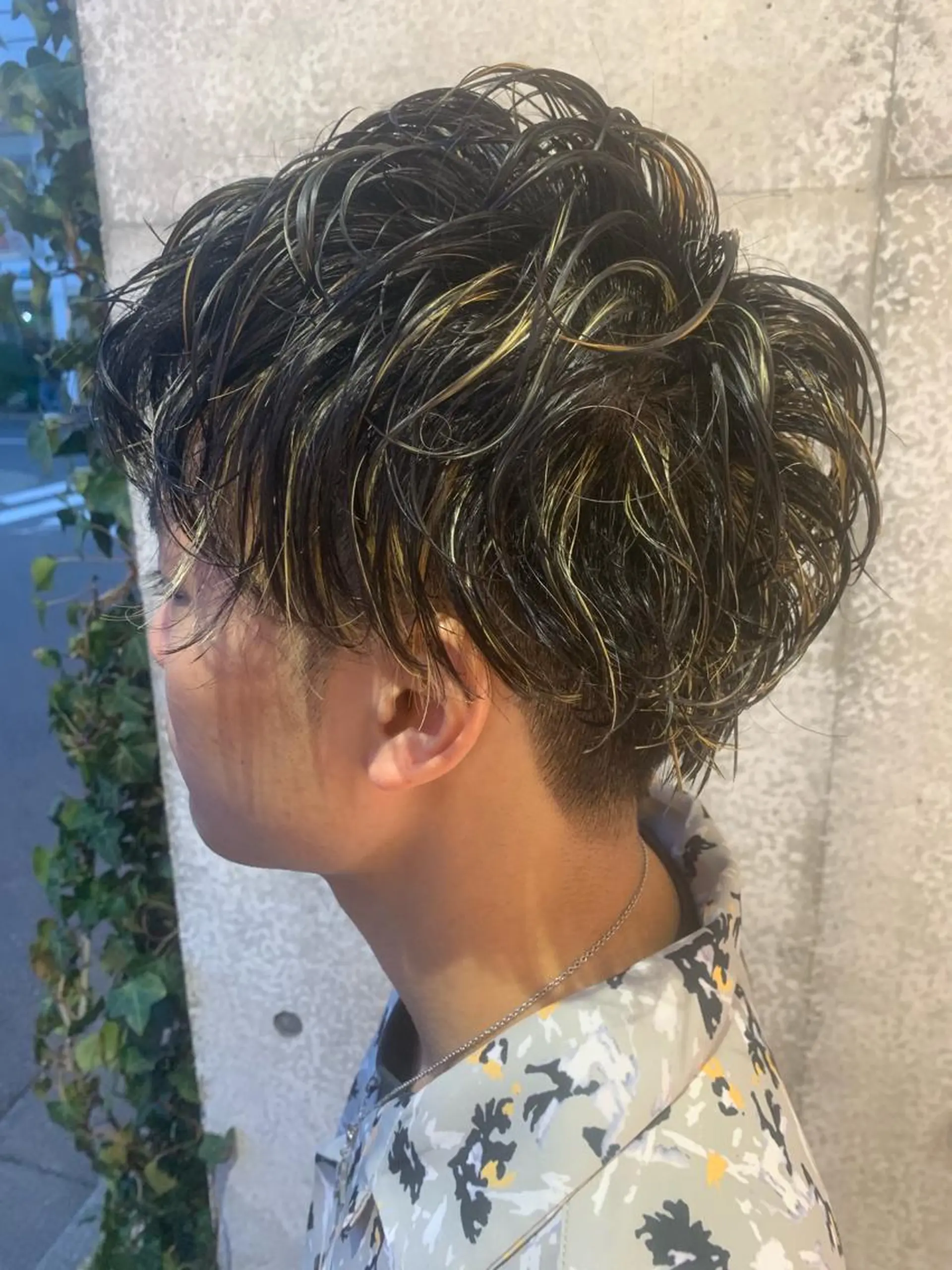 ショート カラー パーマ メンズ メンズパーマフェード シモジタカヒロのヘアスタイル