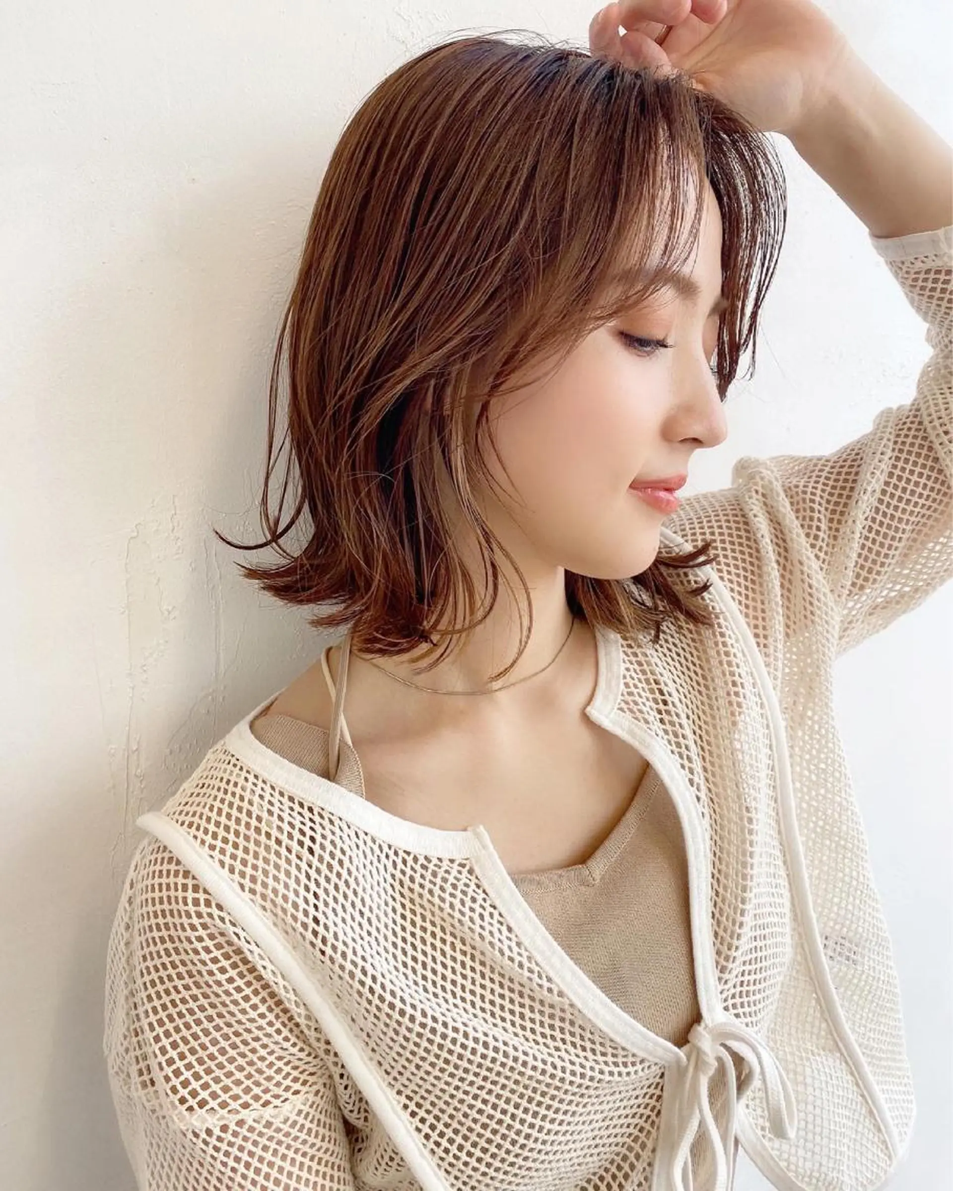 ミディアム レイヤーカット 鎌倉 彩のヘアスタイル