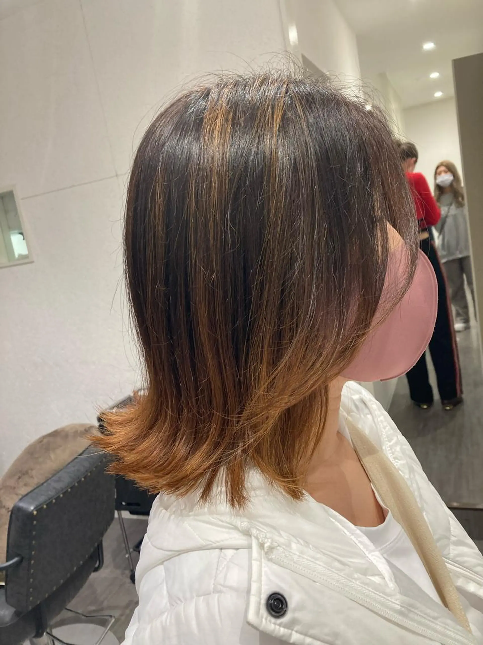 ミディアム ✂️carina✂️ ハイトーンカラー🤩のヘアスタイル