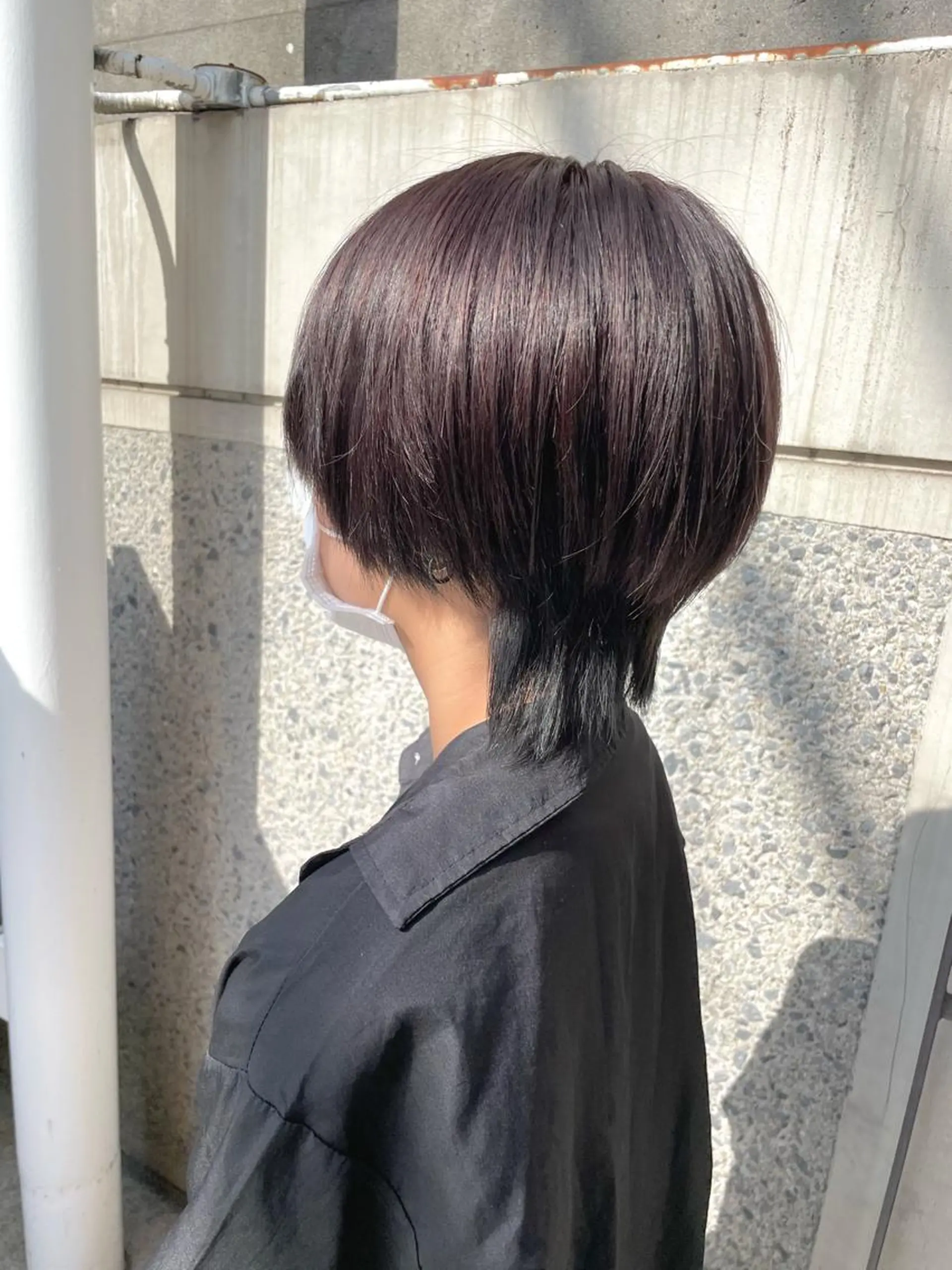 ショート カラー 中村 海波のヘアスタイル