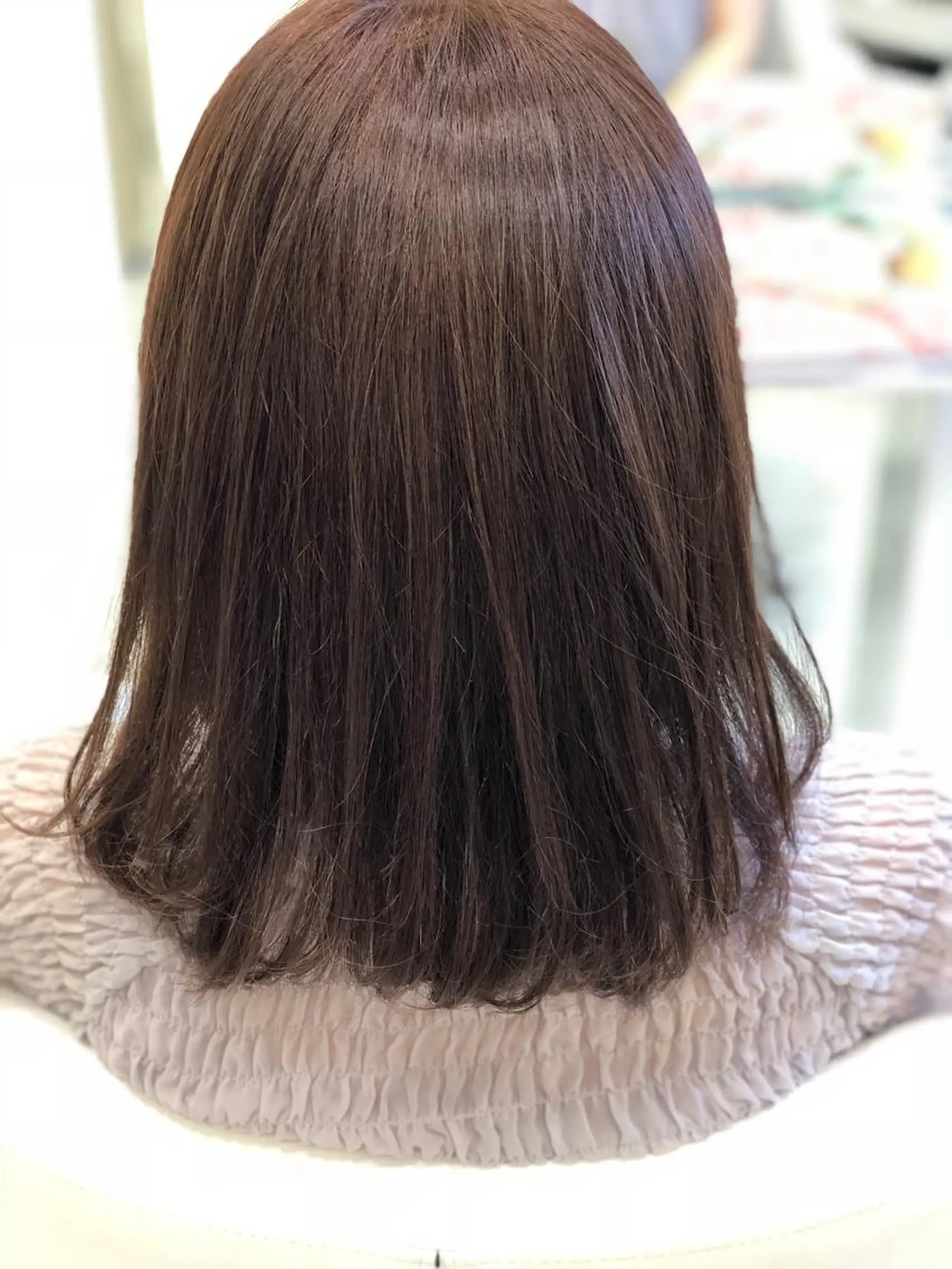 セミロング カラー ブラウンカラー イルミナカラー ナチュラルブラウン hair Freak所属・佐藤 祥太のヘアスタイル