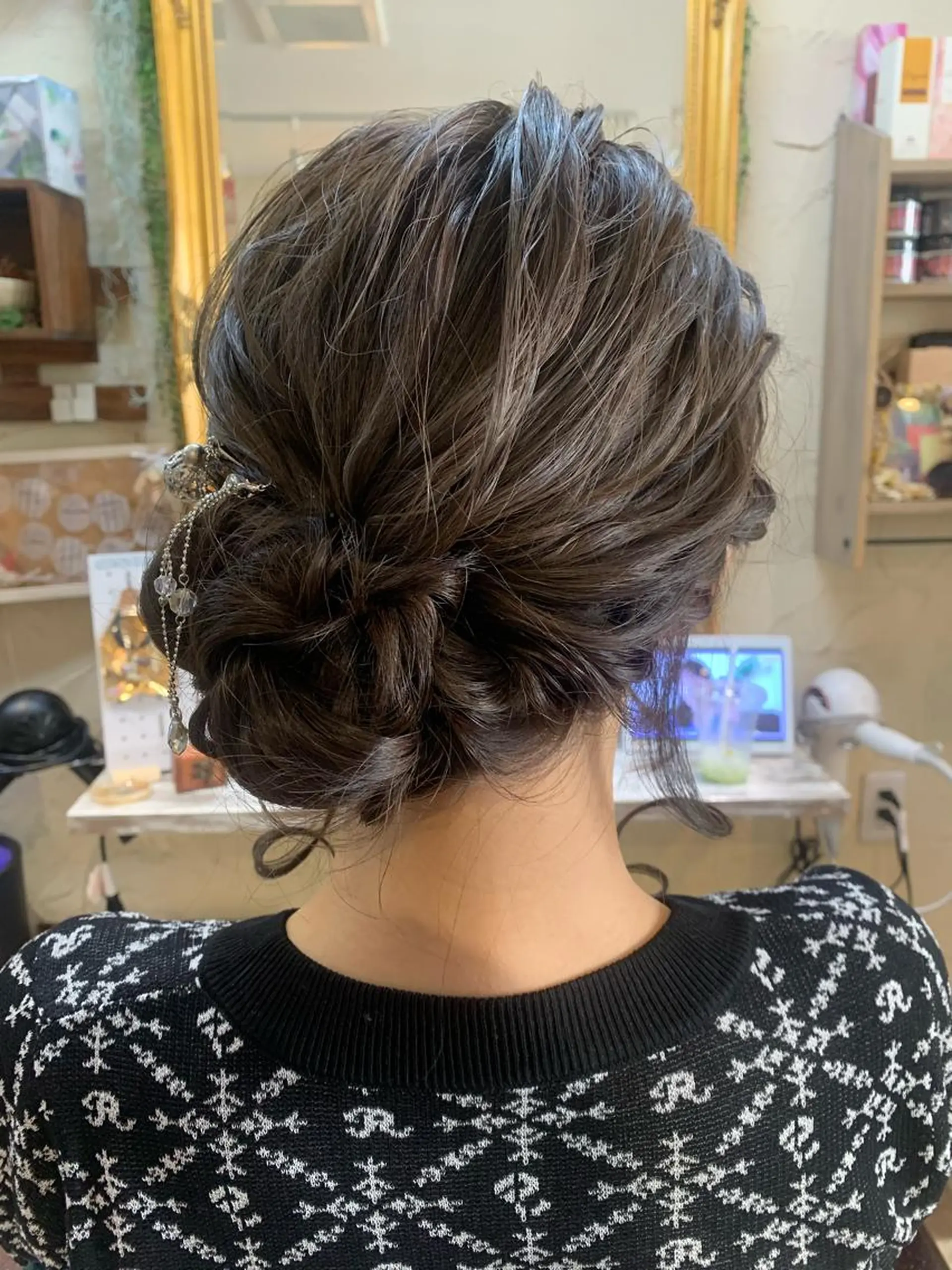 セミロング ヘアアレンジ ヘアセット 林 友美のヘアスタイル