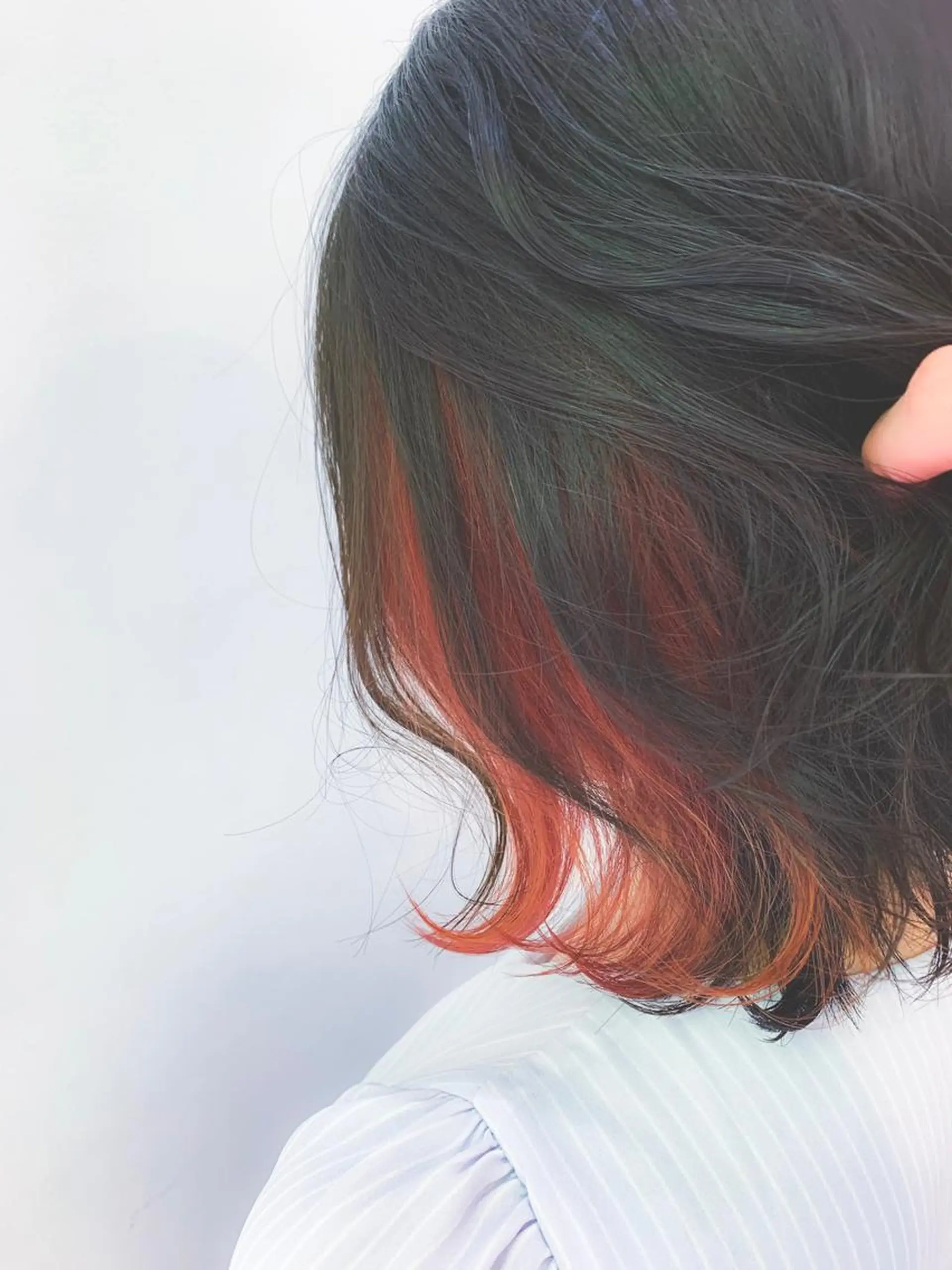 ミディアム カラー オレンジ Uni.所属・地毛風ストレート/ 髪質改善/榎本流行のヘアスタイル