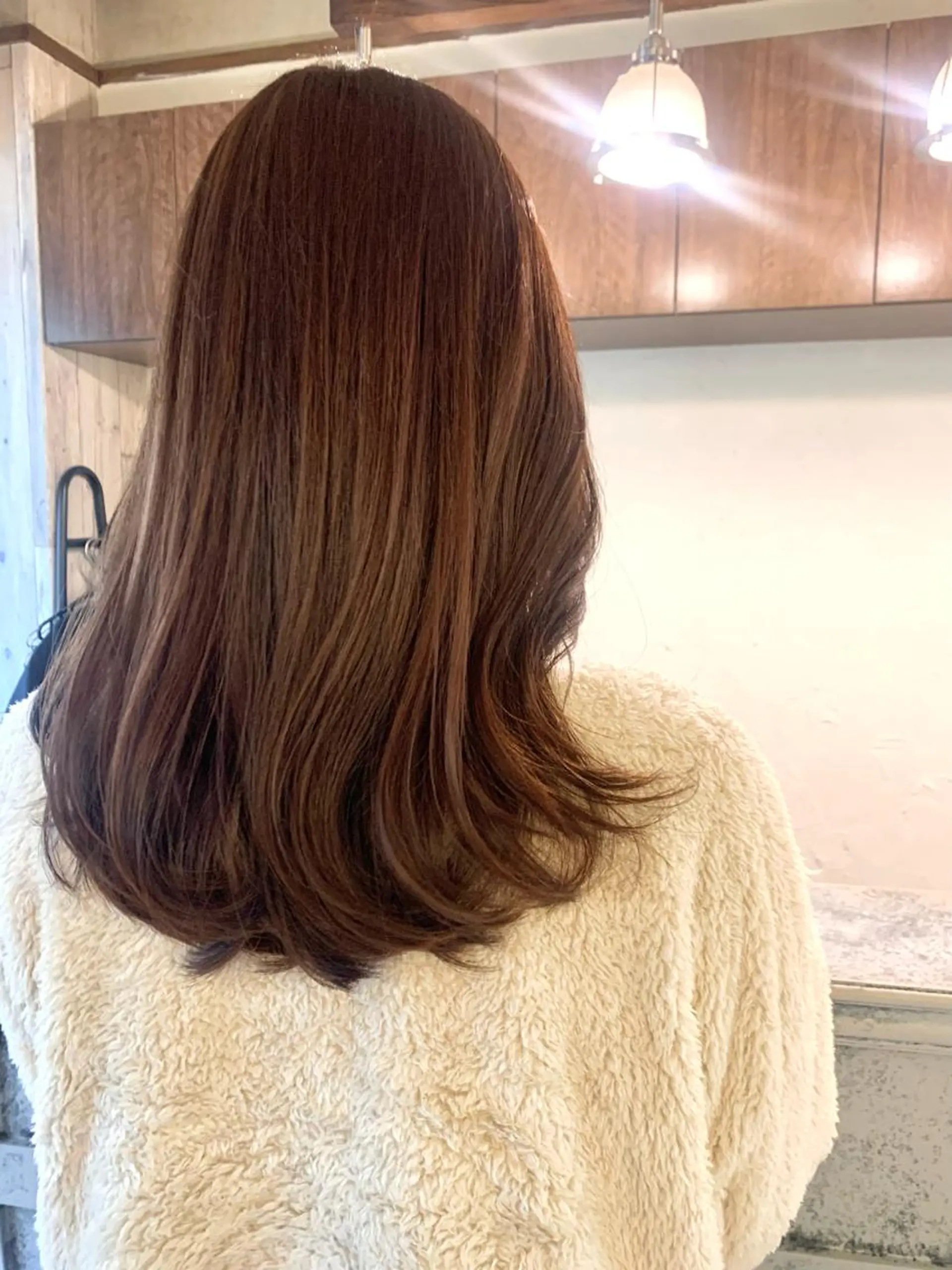 ミディアム カラー カット ヘアカラー トリートメント conne&riri所属・MA YUのヘアスタイル