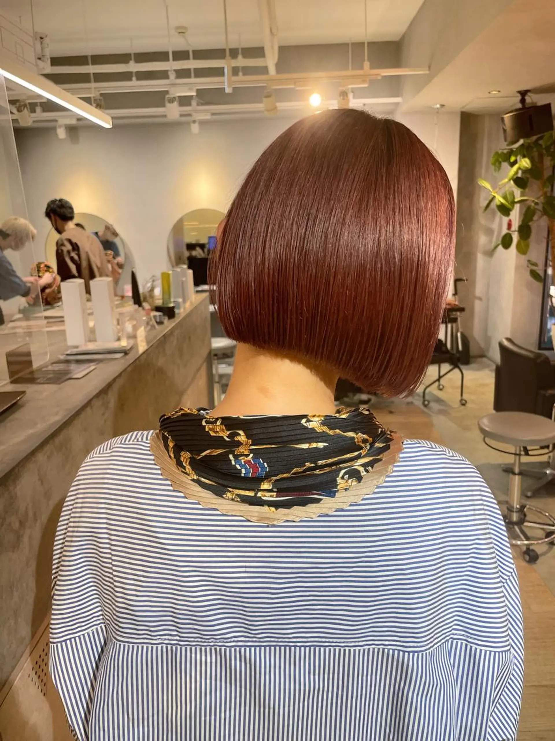ショート ぱつっとボブ 古家 佑真のヘアスタイル