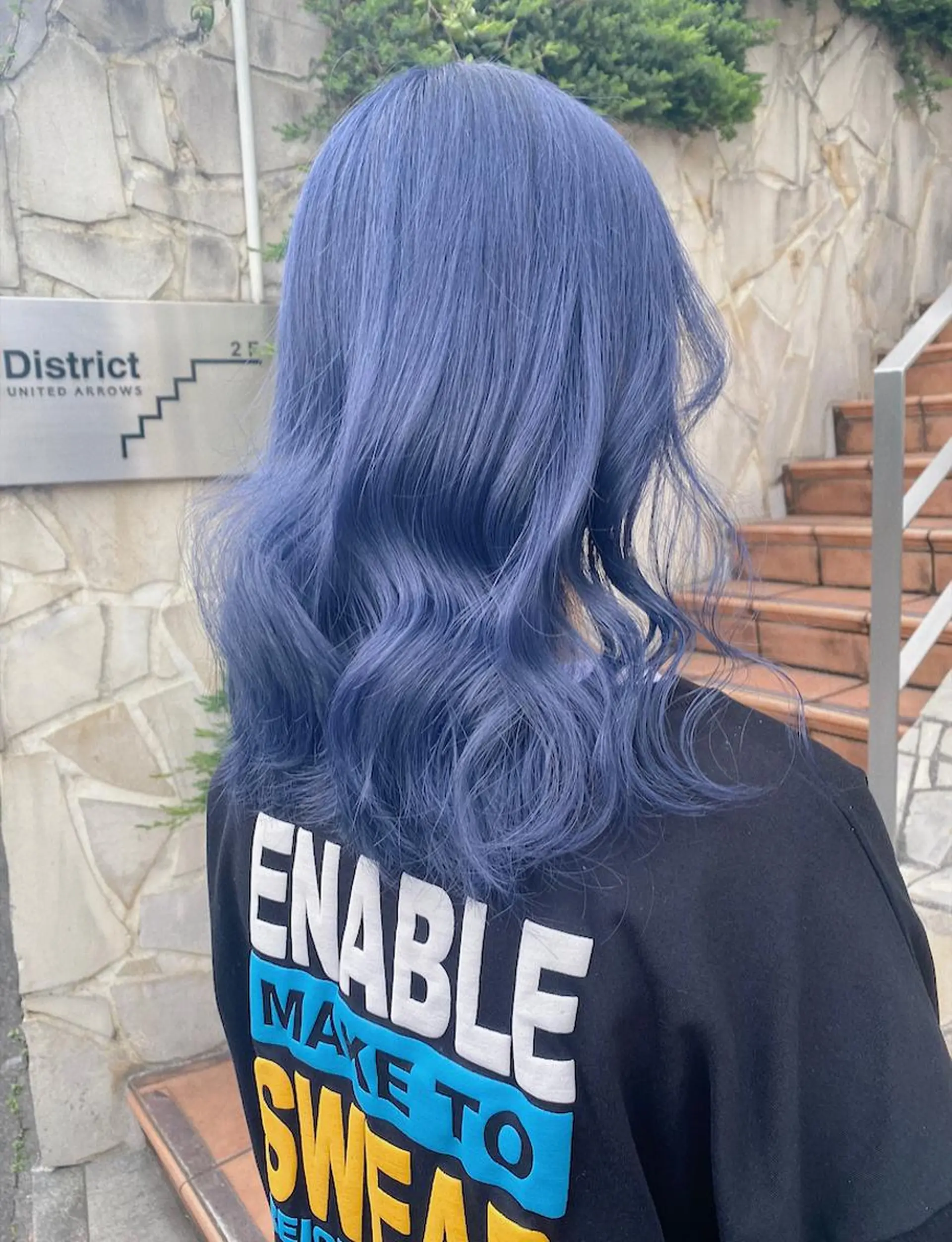 ロング カラー ヘアアレンジ 寒色アイドルカラー JUNOチナツのヘアスタイル