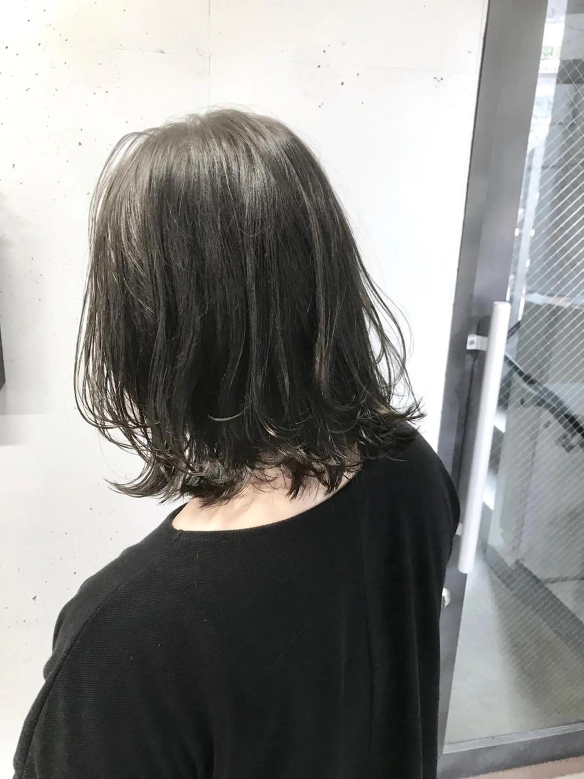 ショート くびれヘア レイヤーカット 外ハネヘア lok[ロク] 高田馬場のヘアスタイル