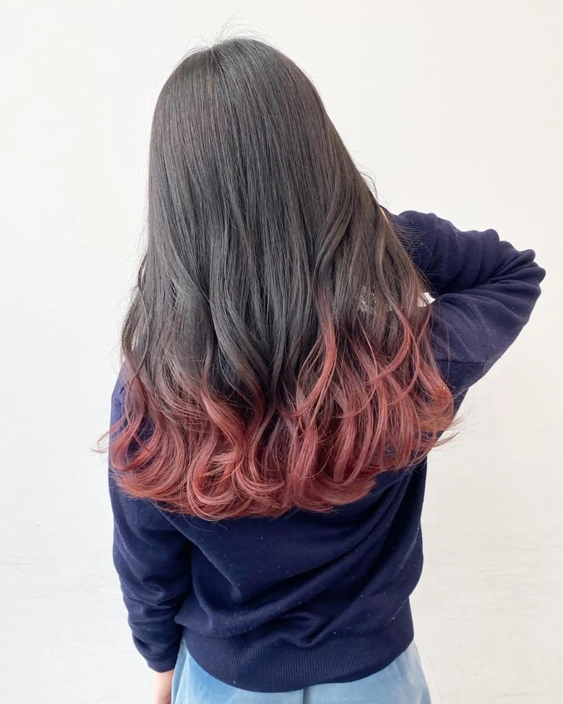 セミロング カラー グラデーションカラー ピンクカラー ヘアカラー トリートメント 【公式】amble luxe池袋東口♻️のヘアスタイル