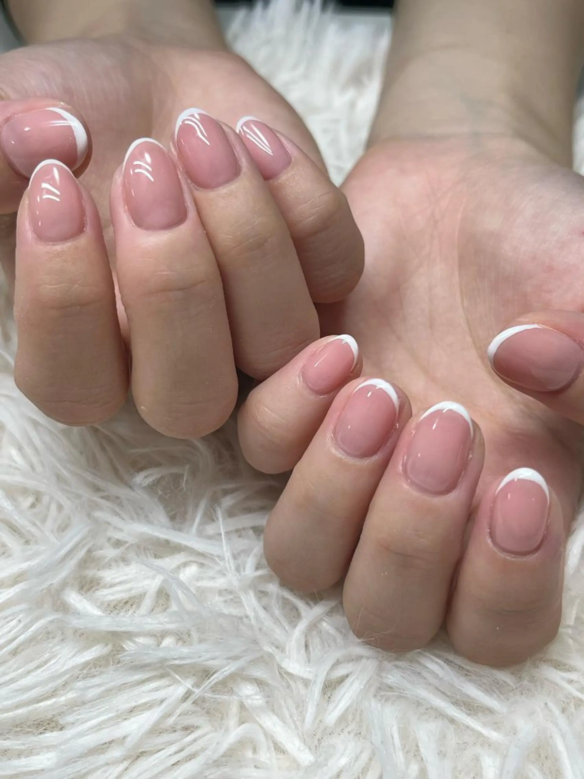 ネイル アートネイル クリアネイル フレンチネイル ジェルネイル ガラスフレンチ 🐕🦺Yappy 💗A-tanのネイルデザイン