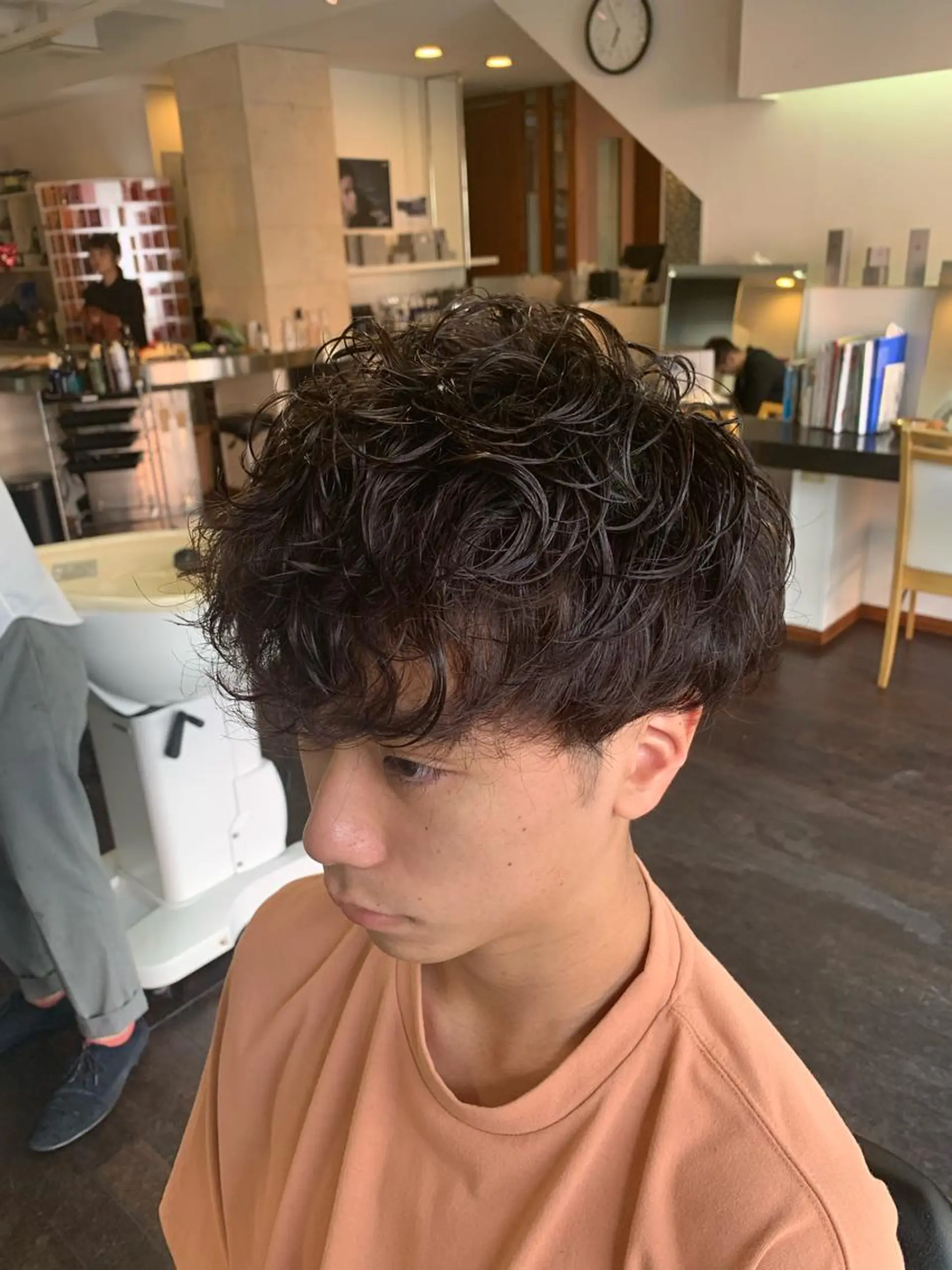ショート カラー パーマ ショートヘア AKALA HAIR 〜kaui〜所属・向井 優汰のヘアスタイル