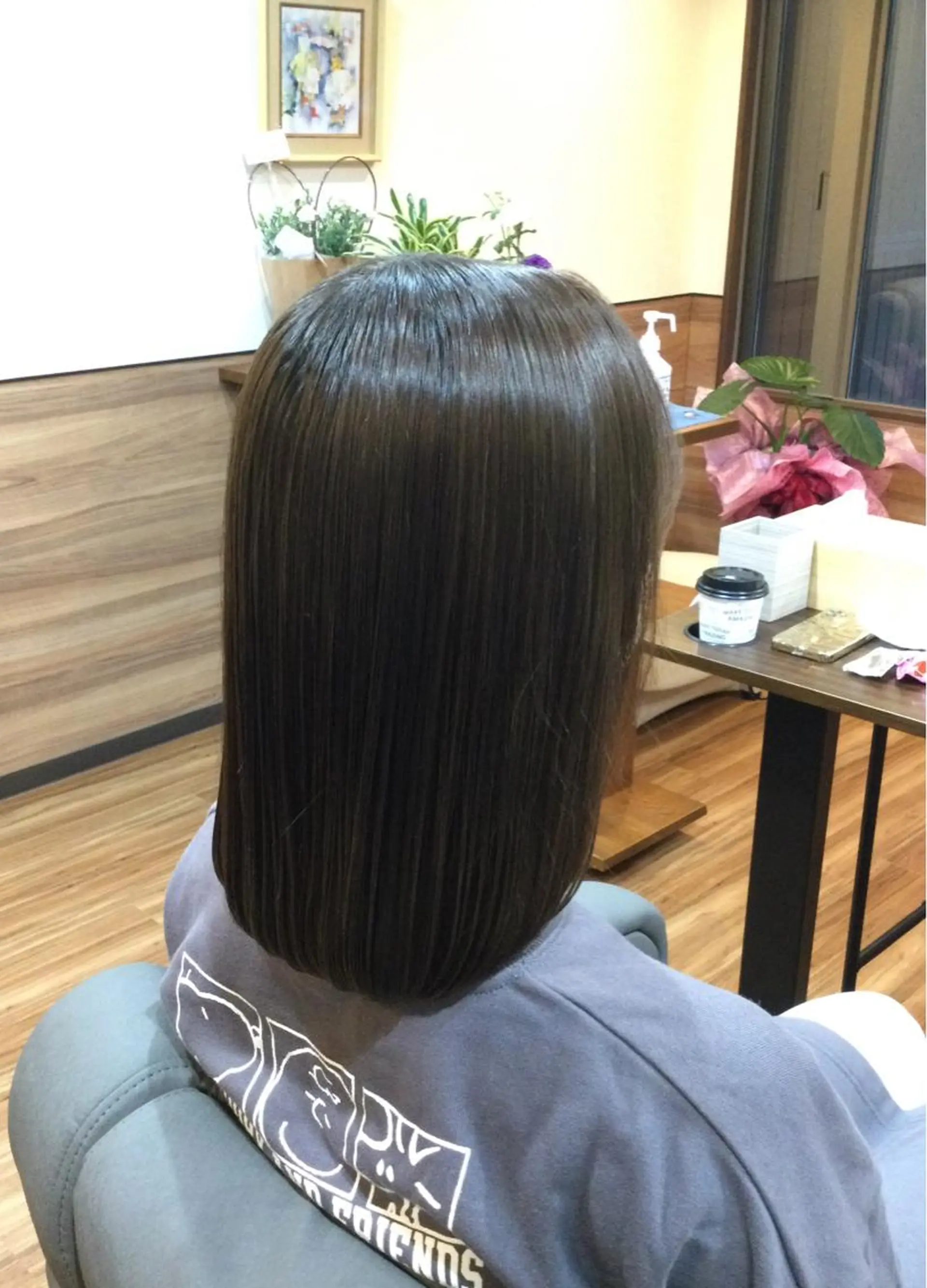 ミディアム カラー 透明感カラー グレージュ ボブ カット Annon プライベートサロンのヘアスタイル