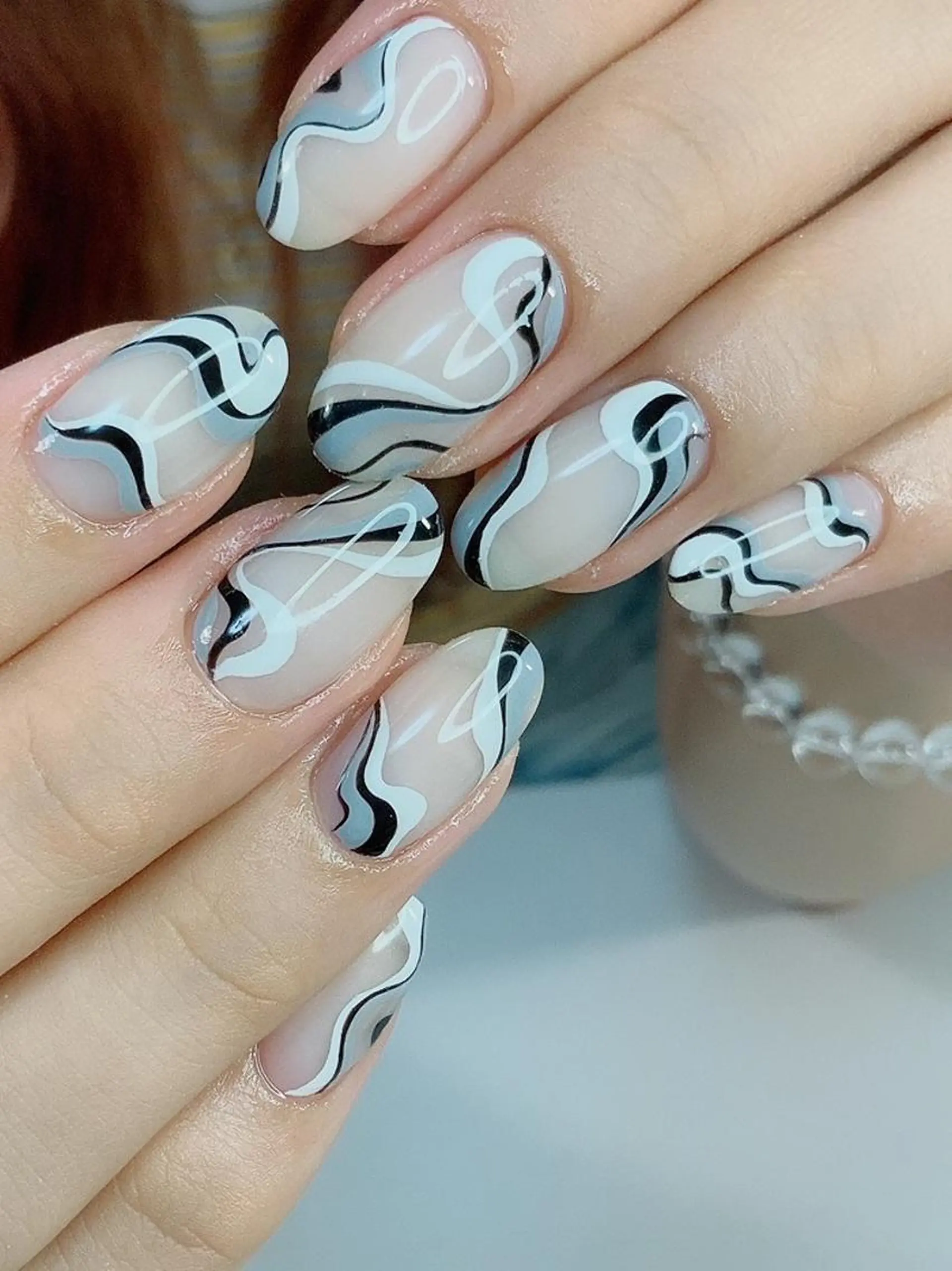 ネイル ニュアンスネイル   MAKInailのネイルデザイン