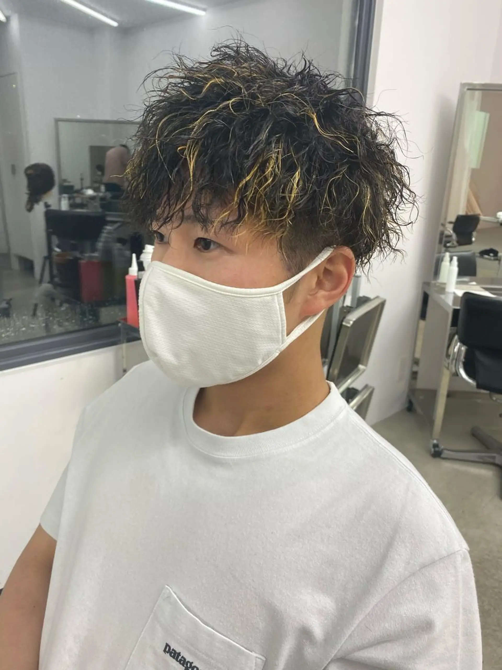 ショート メンズ 鈴木 漱一郎のヘアスタイル