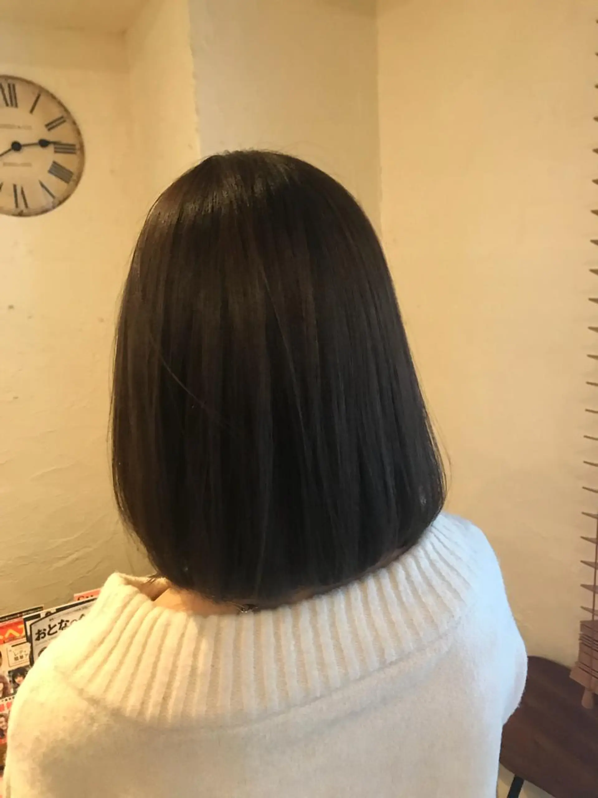 ミディアム カット ヘアカラー トリートメント youres hair神楽坂店所属・青木 啓輔のヘアスタイル