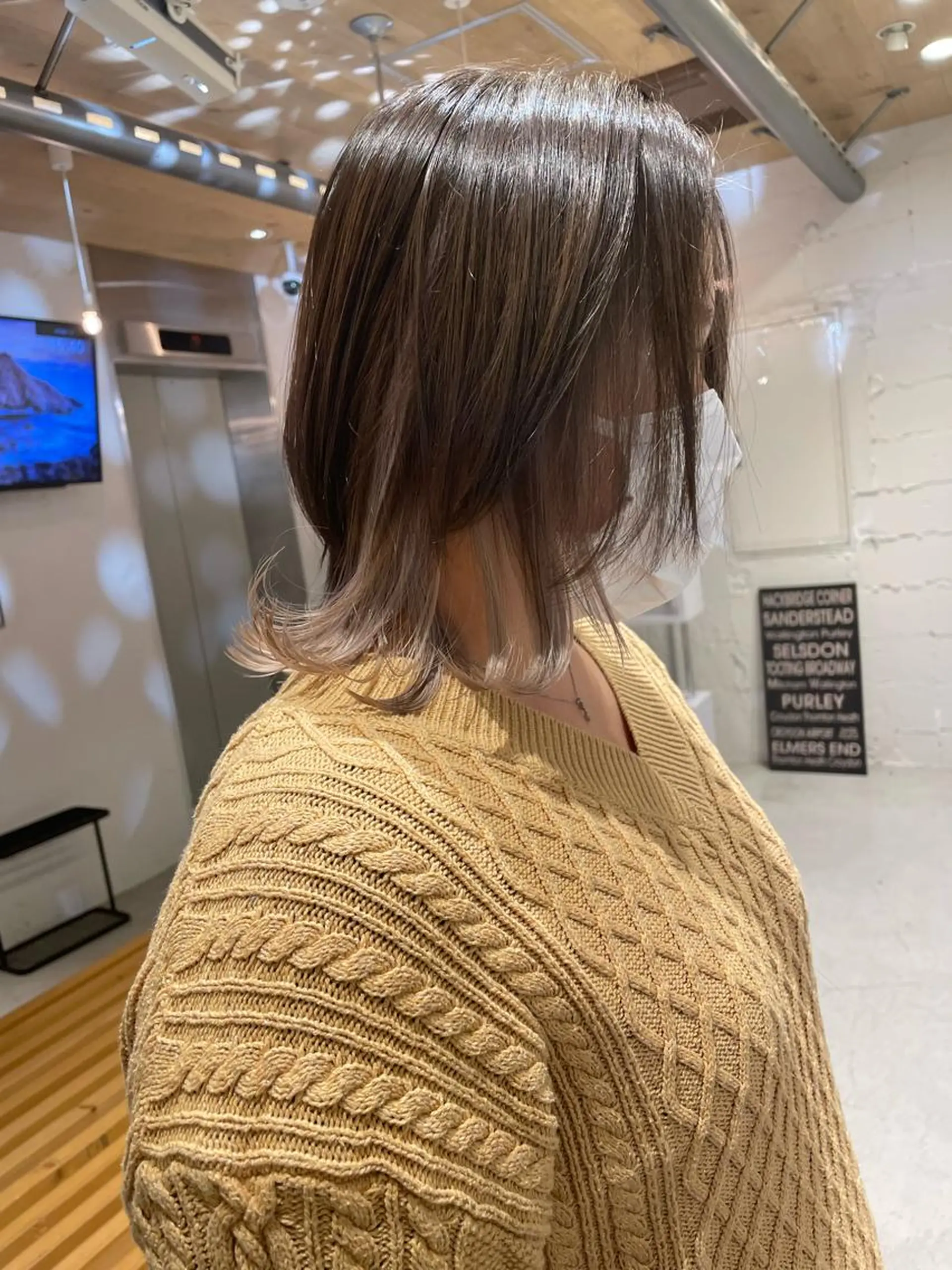 ミディアム カラー ヘアカラー ✨ブリーチ特化✨ 💚Acchon💚のヘアスタイル