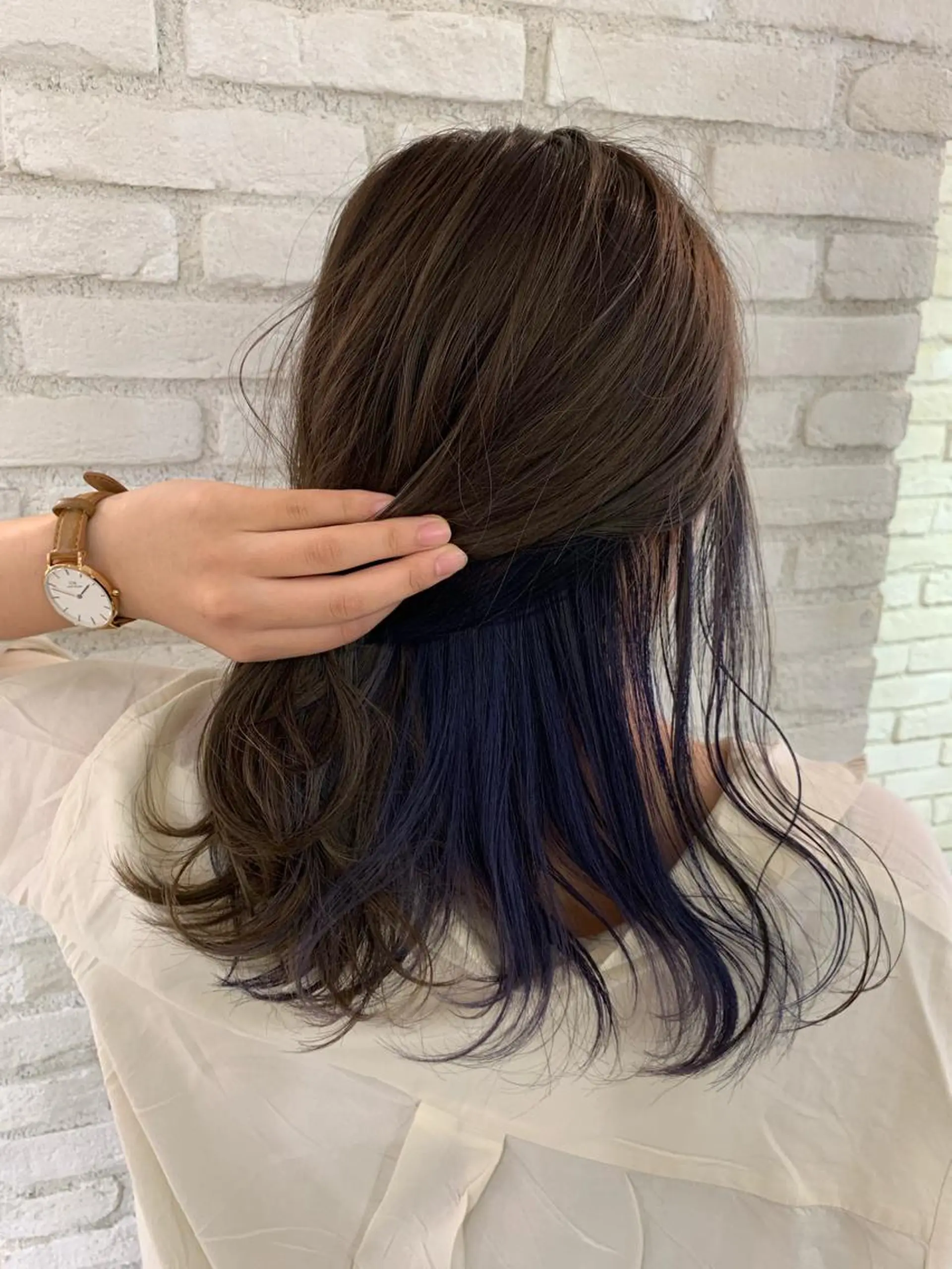 セミロング カラー パーマ ヘアアレンジ ヘアカラー トリートメント レイヤー＆カラー 人気美容師倉崎涼のヘアスタイル