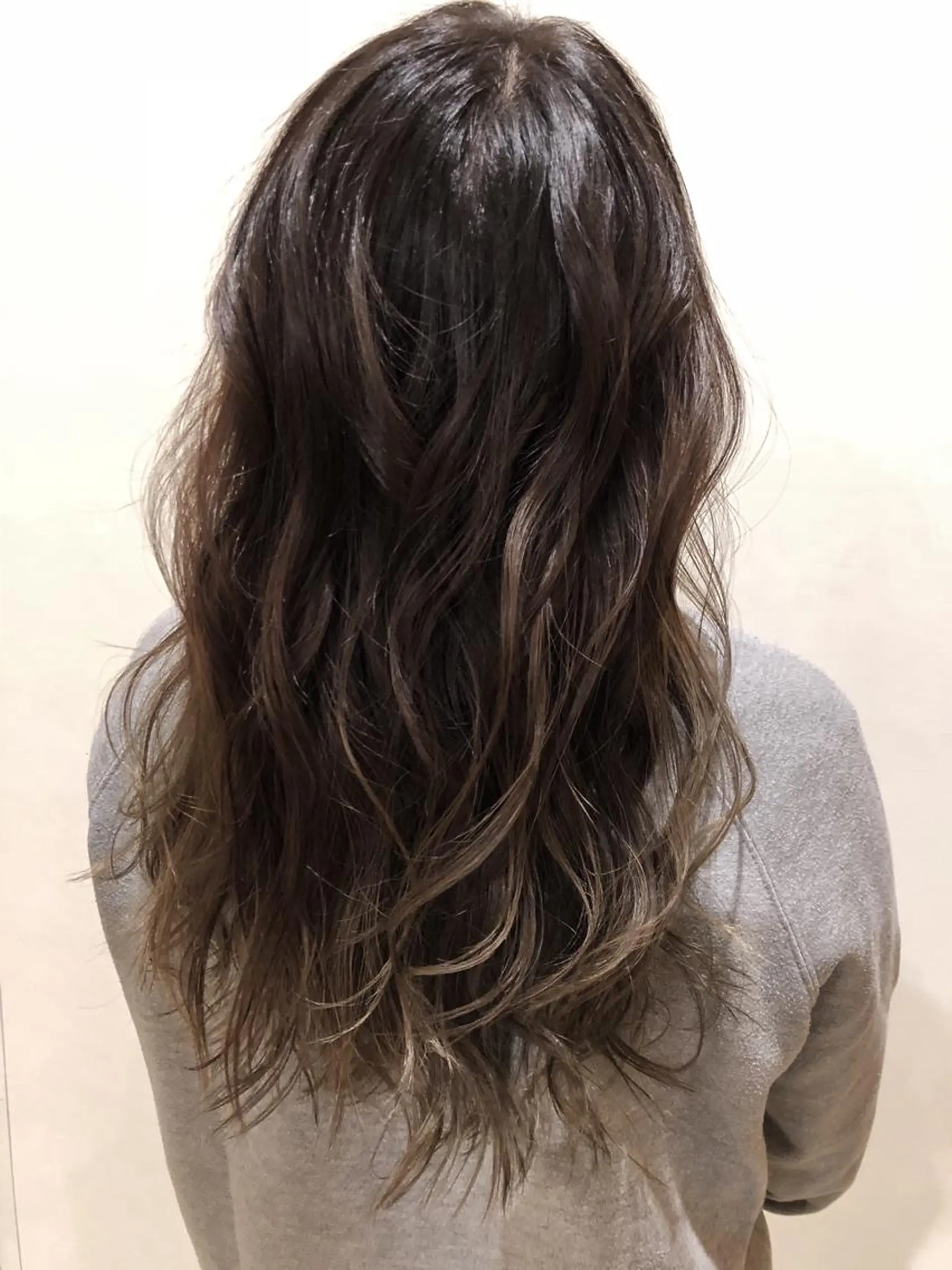 ロング カラー カット ヘアカラー トリートメント AZ HAIR所属・横山 晃隆のヘアスタイル