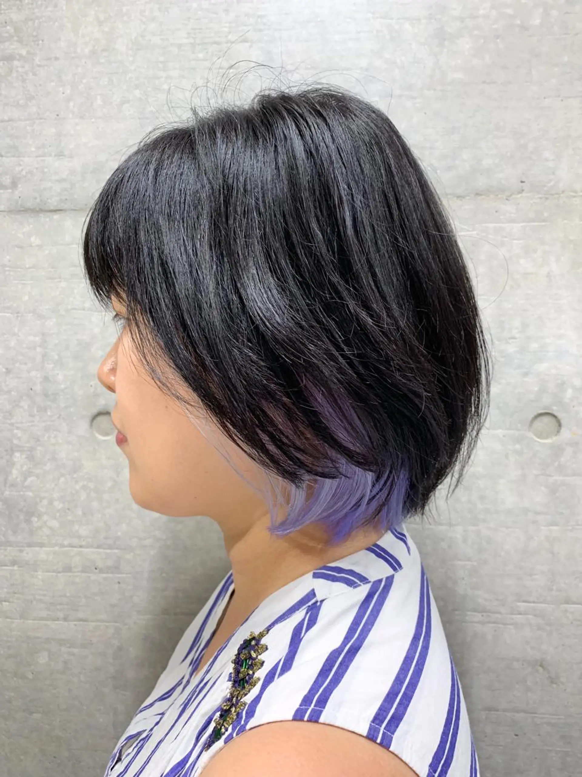 ミディアム カラー ブリーチ ケアブリーチ インナーカラー パープルカラー トリートメント THE./ブリーチ 透感カラー/髪質改善のヘアスタイル