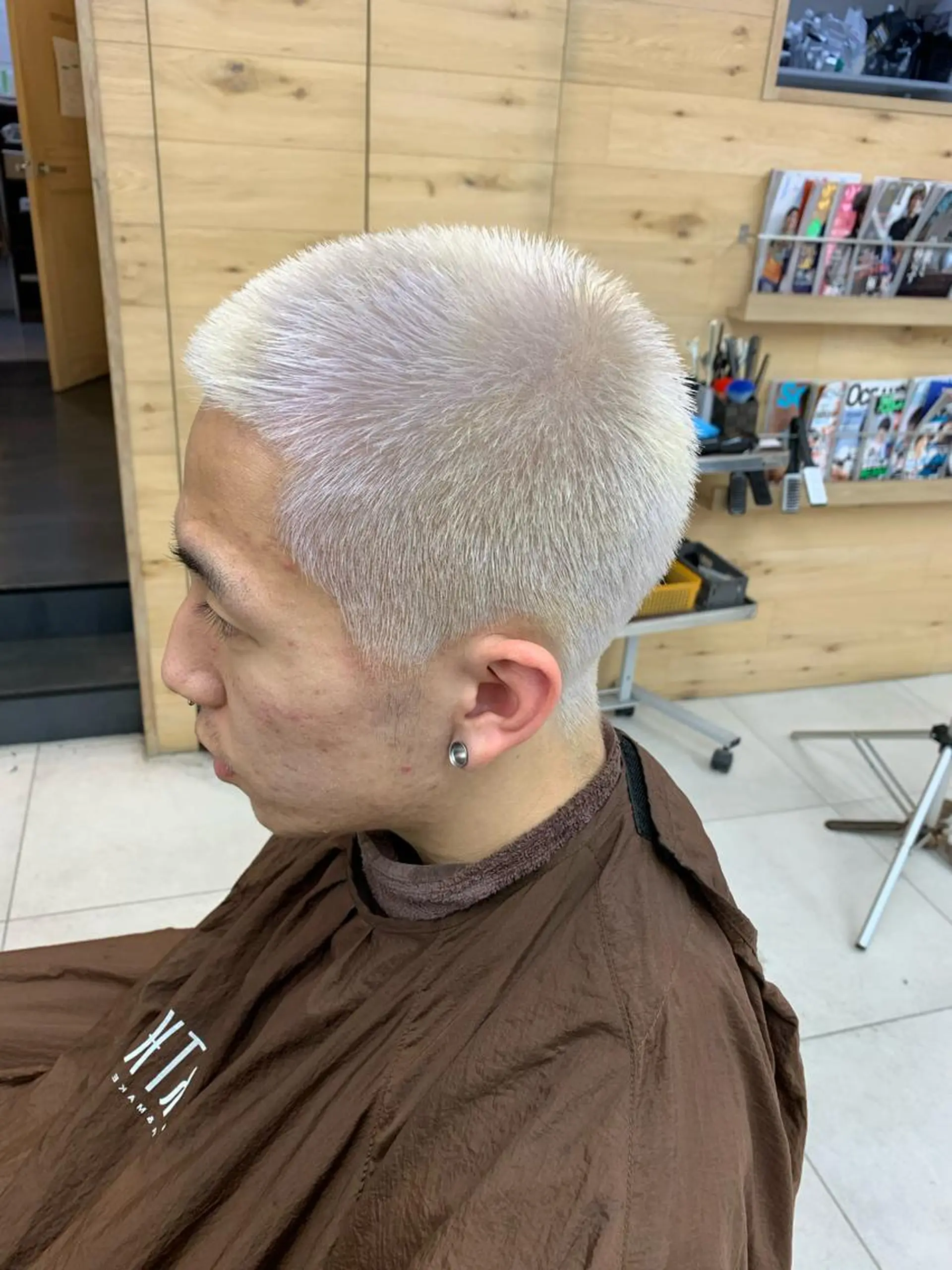 カラー メンズ メンズブリーチ フェードカット メンズパーマ 学生（メンズ向け） スキンフェード L PLACE所属・L PLACE 丸山一希のヘアスタイル