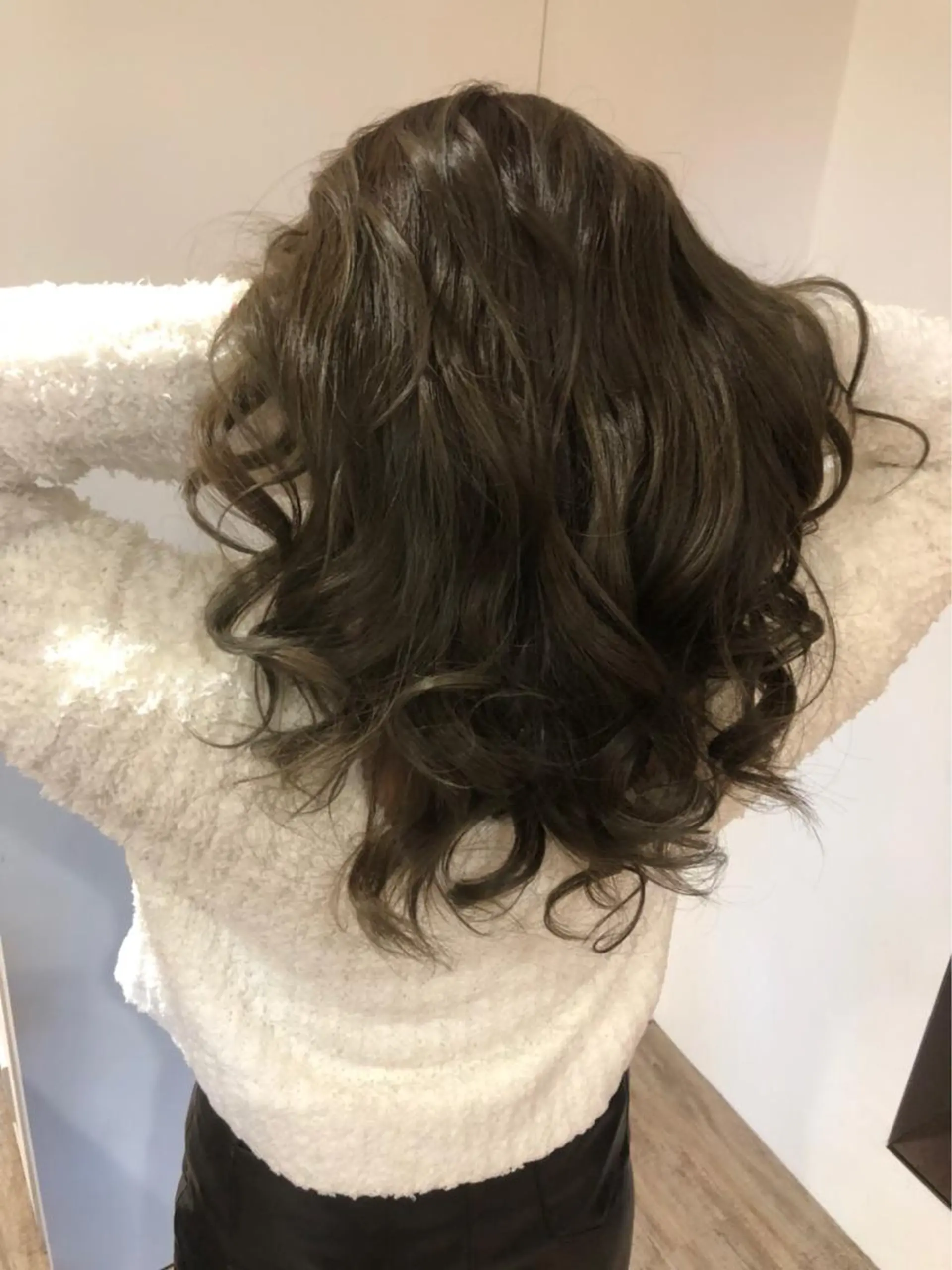 ロング カラー ヘアカラー トリートメント 髪質改善 MAKIのヘアスタイル