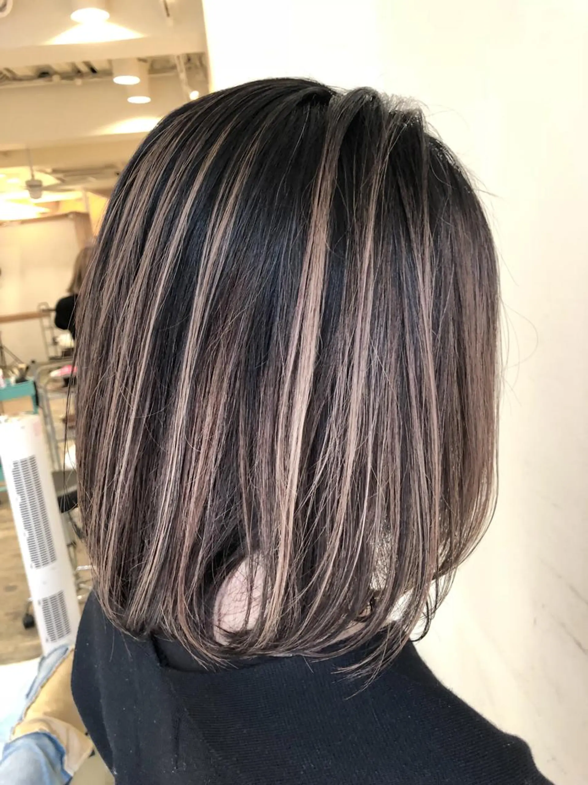 ミディアム カラー バレイヤージュ ボブ レイヤーカット WONK. ウォンク 心斎橋のヘアスタイル