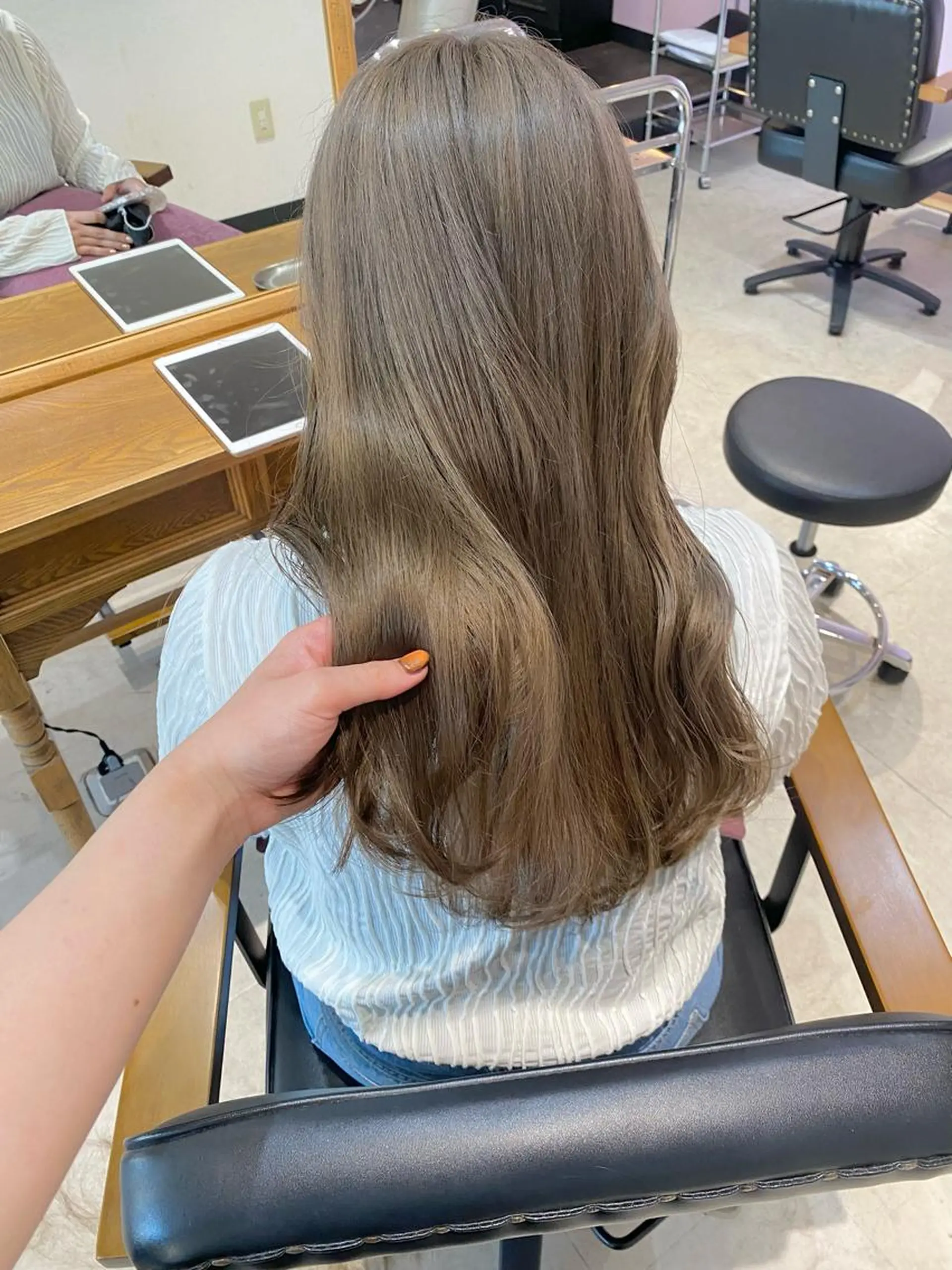 カラー ブリーチ MATTY azusaのヘアスタイル