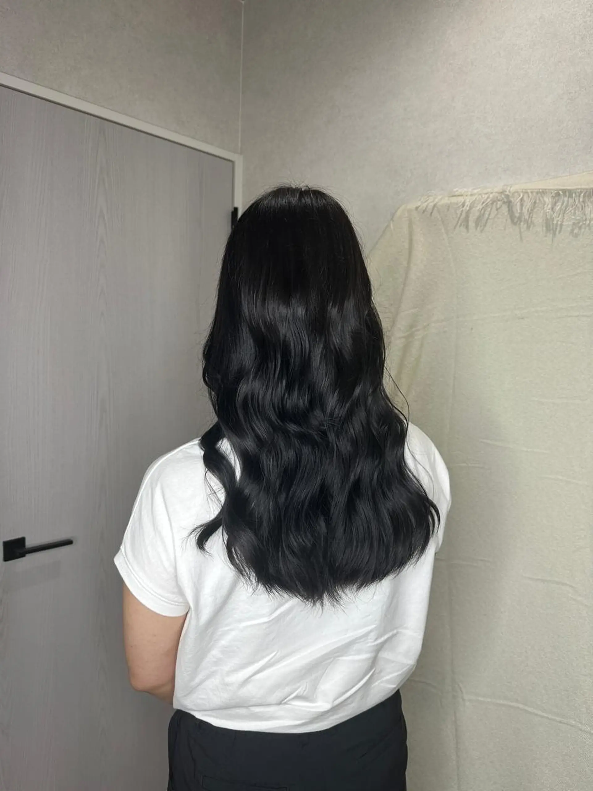 ロング カラー ヘアカラー トリートメント Designer EGGのヘアスタイル