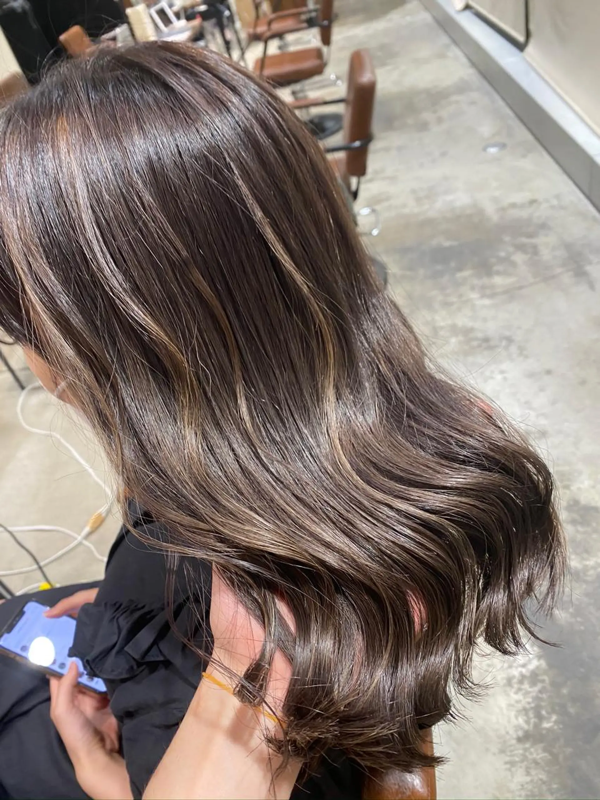 カラー ハイライトカラー 顔まわりの神様✨ 透明感カラー藤嶋秀幸のヘアスタイル