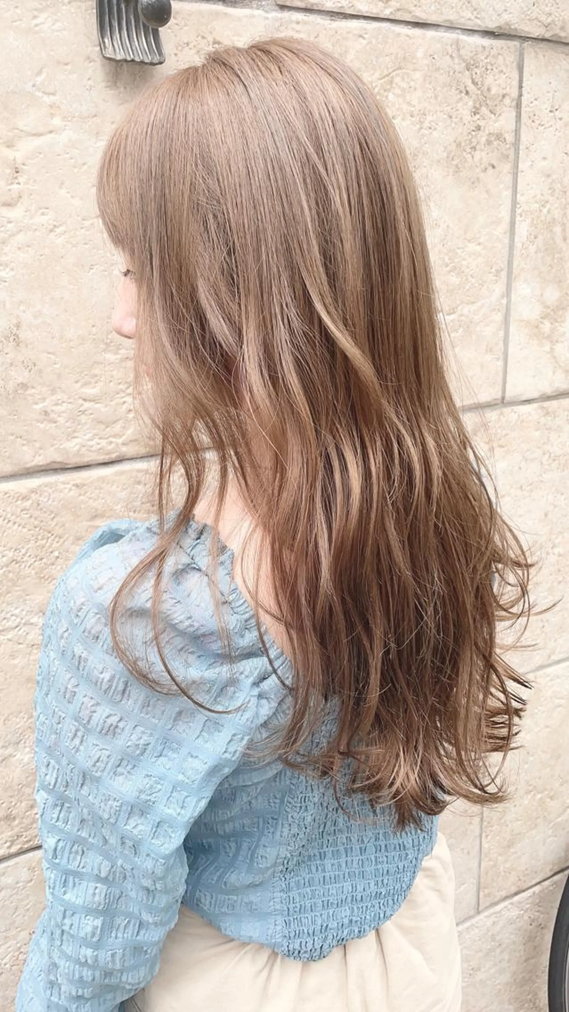 ロング issa academyのヘアスタイル
