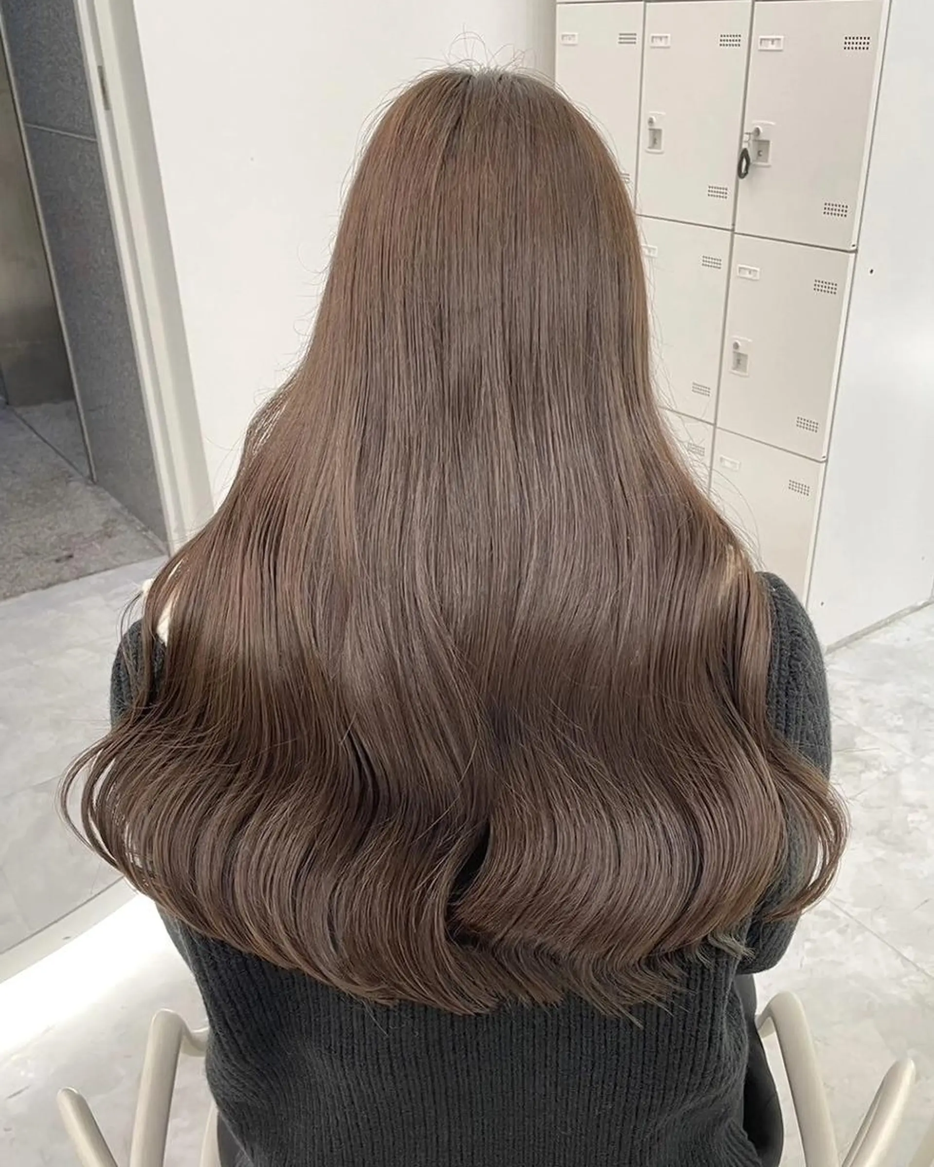 ロング カラー ヘアカラー 🌿赤み消しカラー 🌿THEATERのヘアスタイル