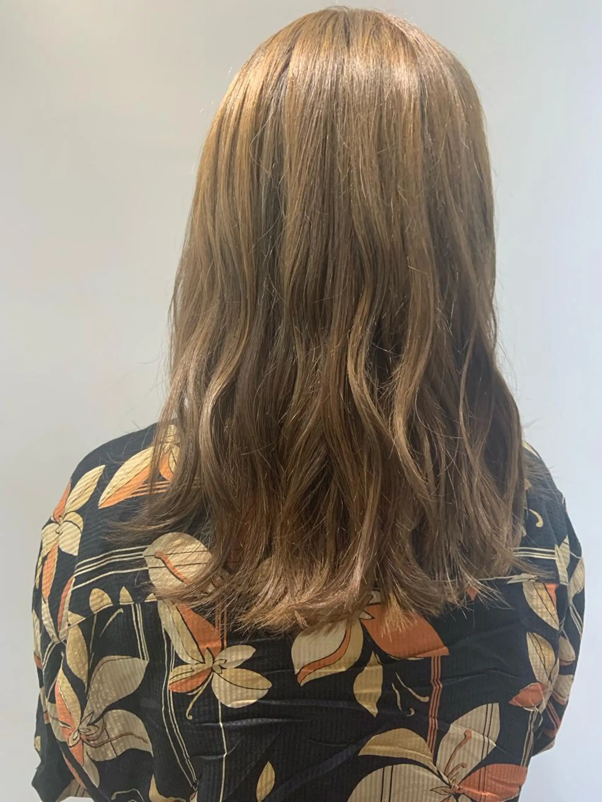 セミロング カラー ベージュカラー ブリーチ ♡ma ki♡のヘアスタイル